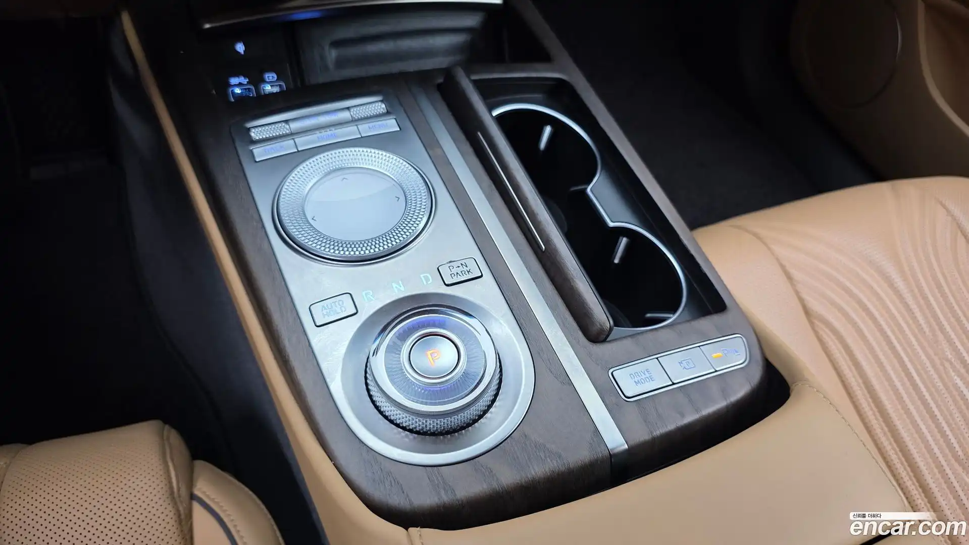 G80 Genesis 2022.2-INNER-009
