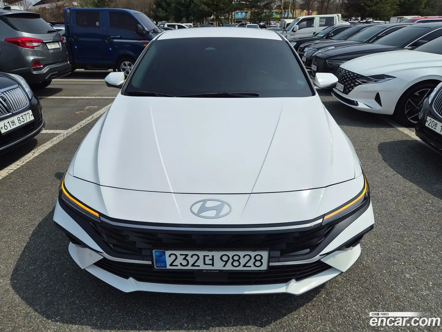 Main__Slider__Photo:AVANTE Hyundai 2023.4-0