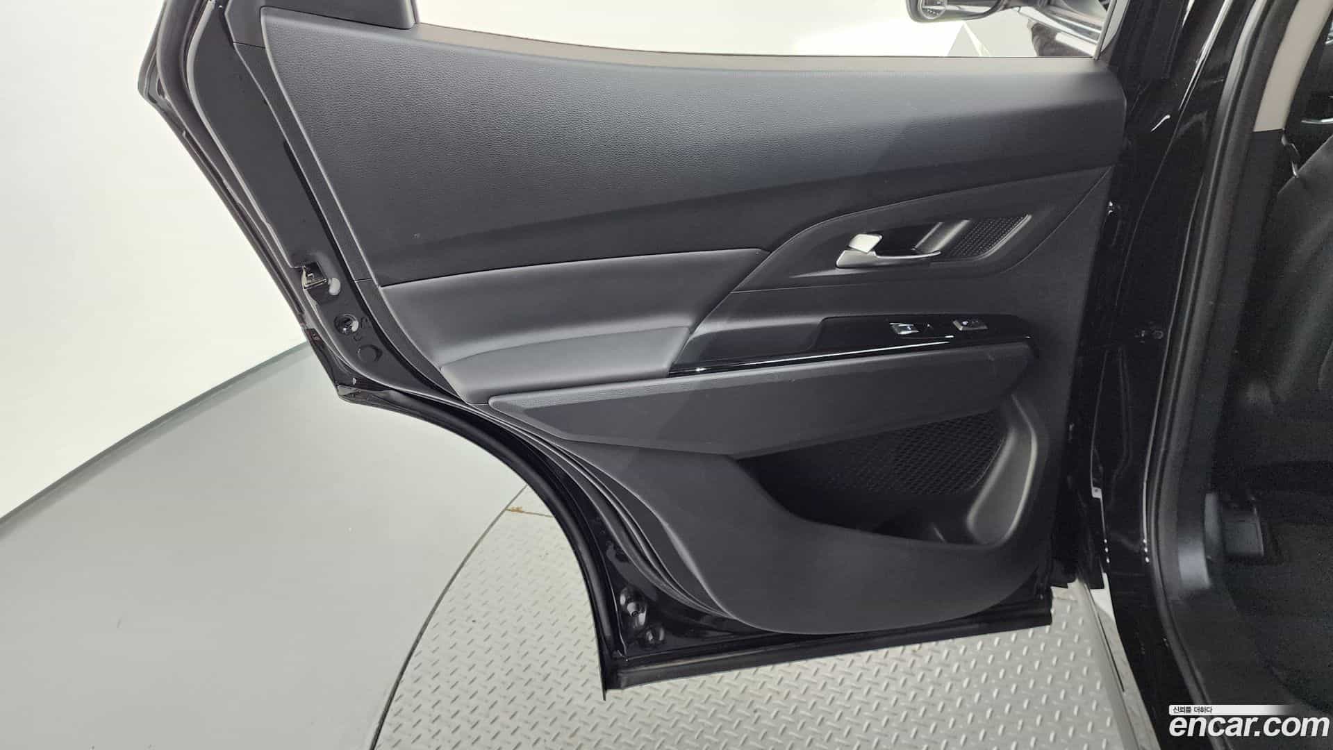 KORANDO KG Mobility 2024.3-INNER-035
