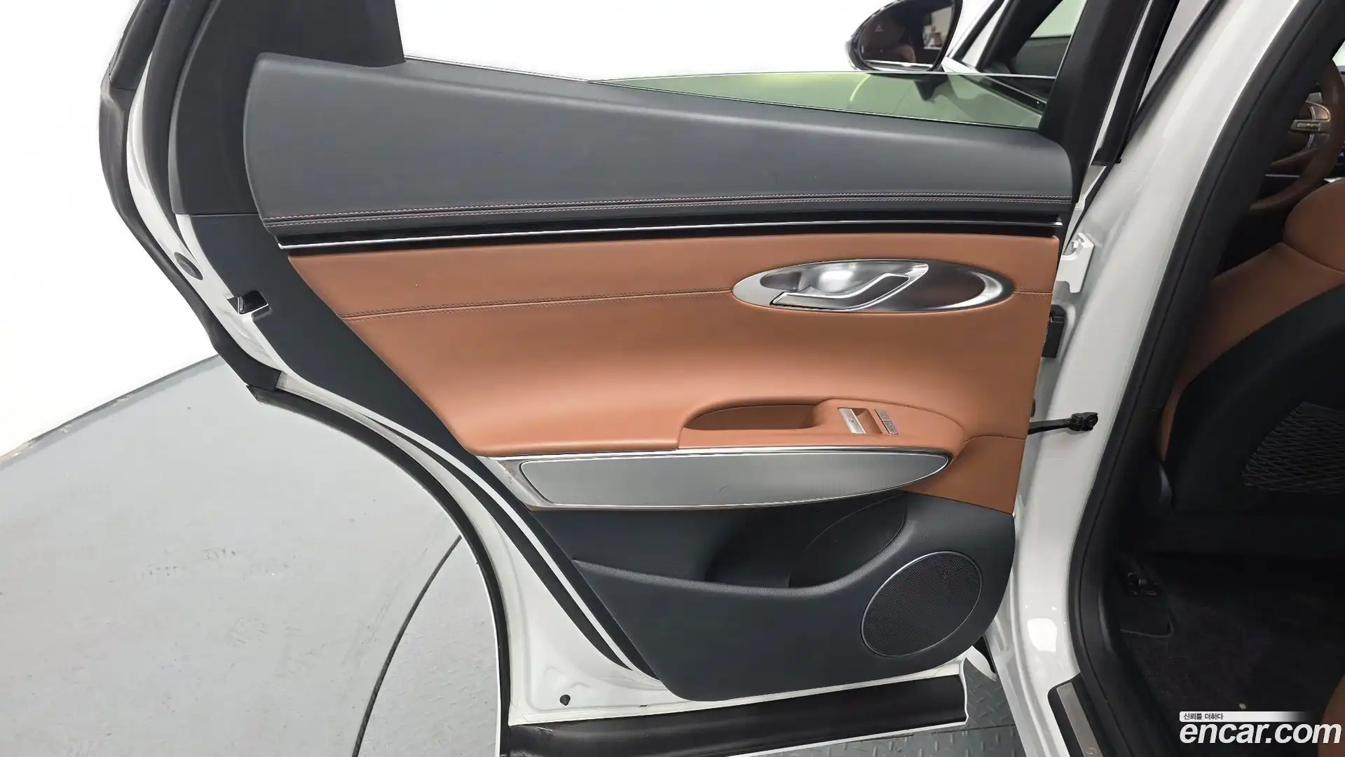 GV70 Genesis 2022.9-INNER-035