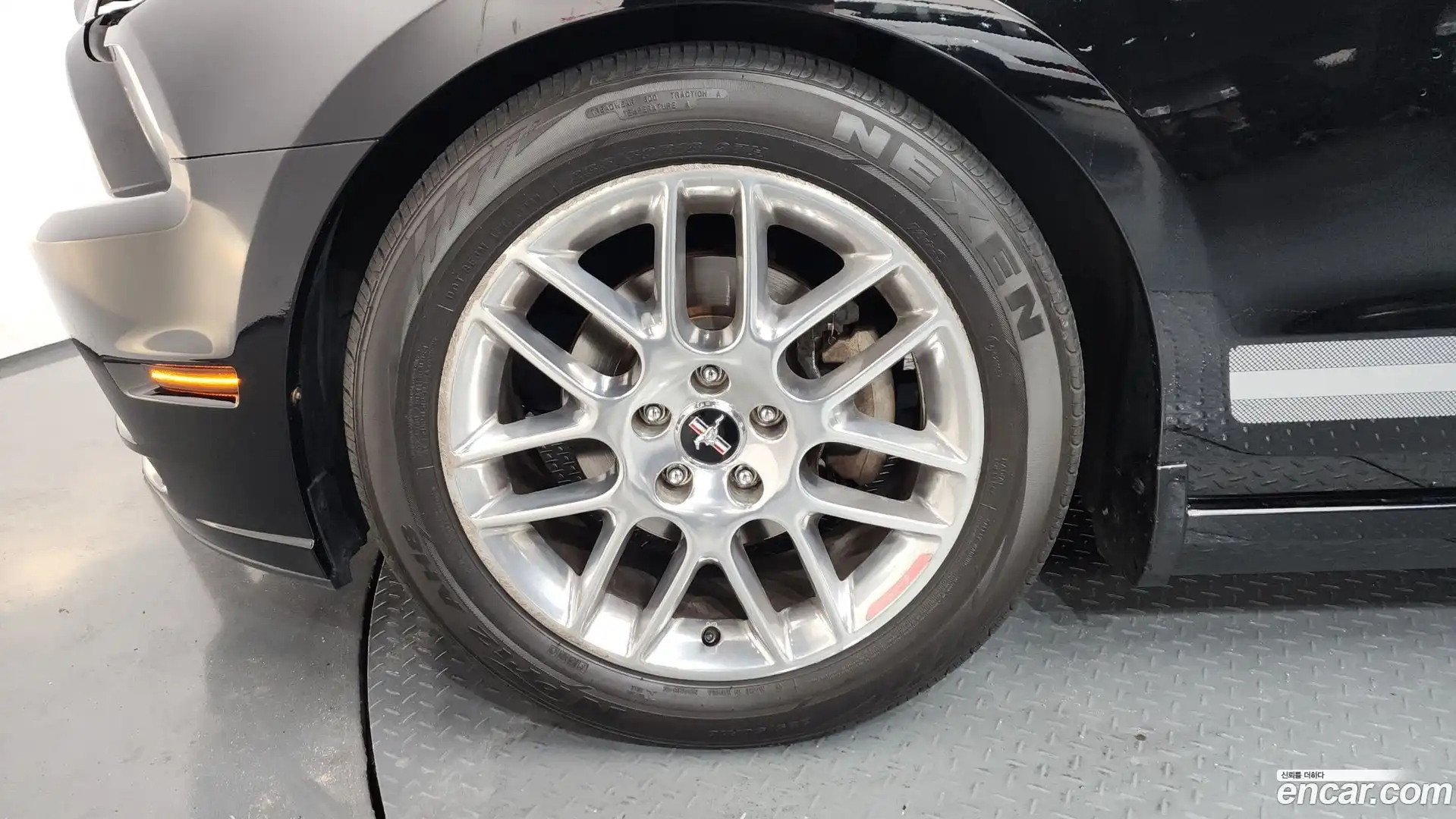 Mustang Ford 2013.5-OUTER-005