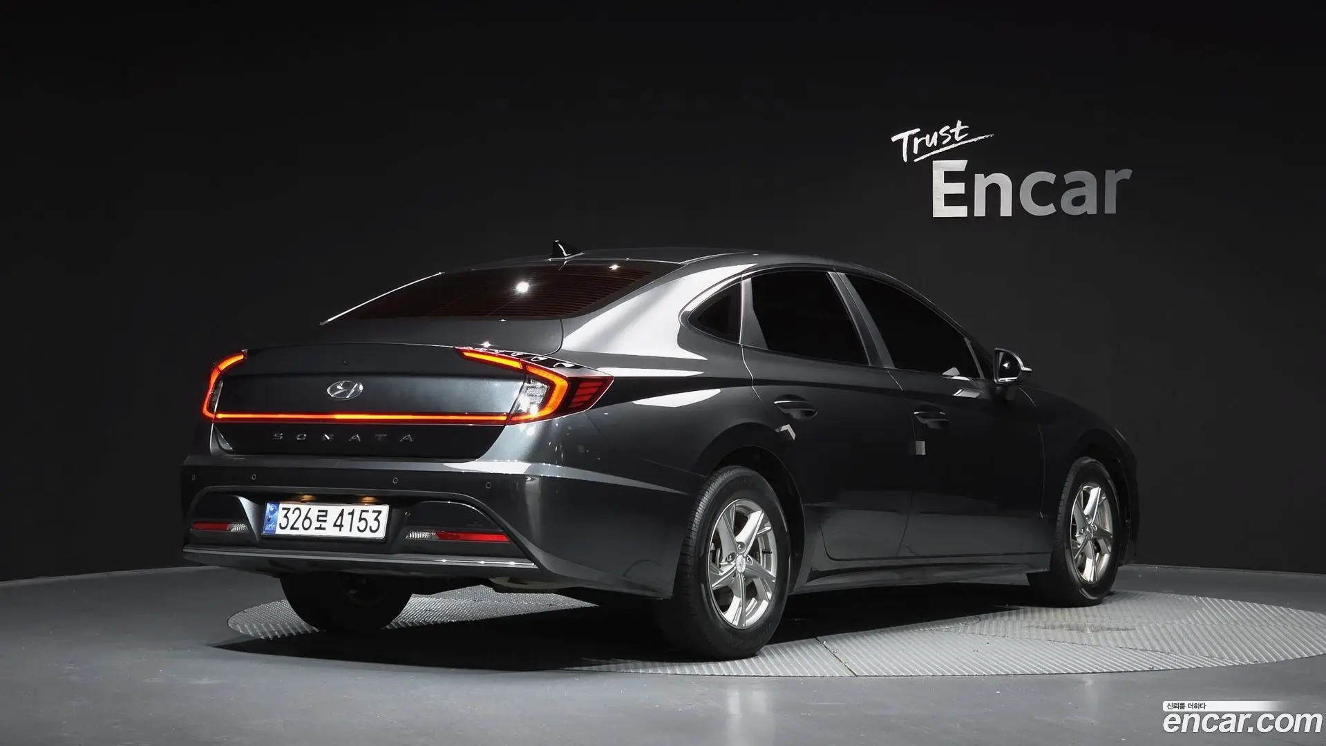 Main__Slider__Photo:Sonata Hyundai 2019.4-1