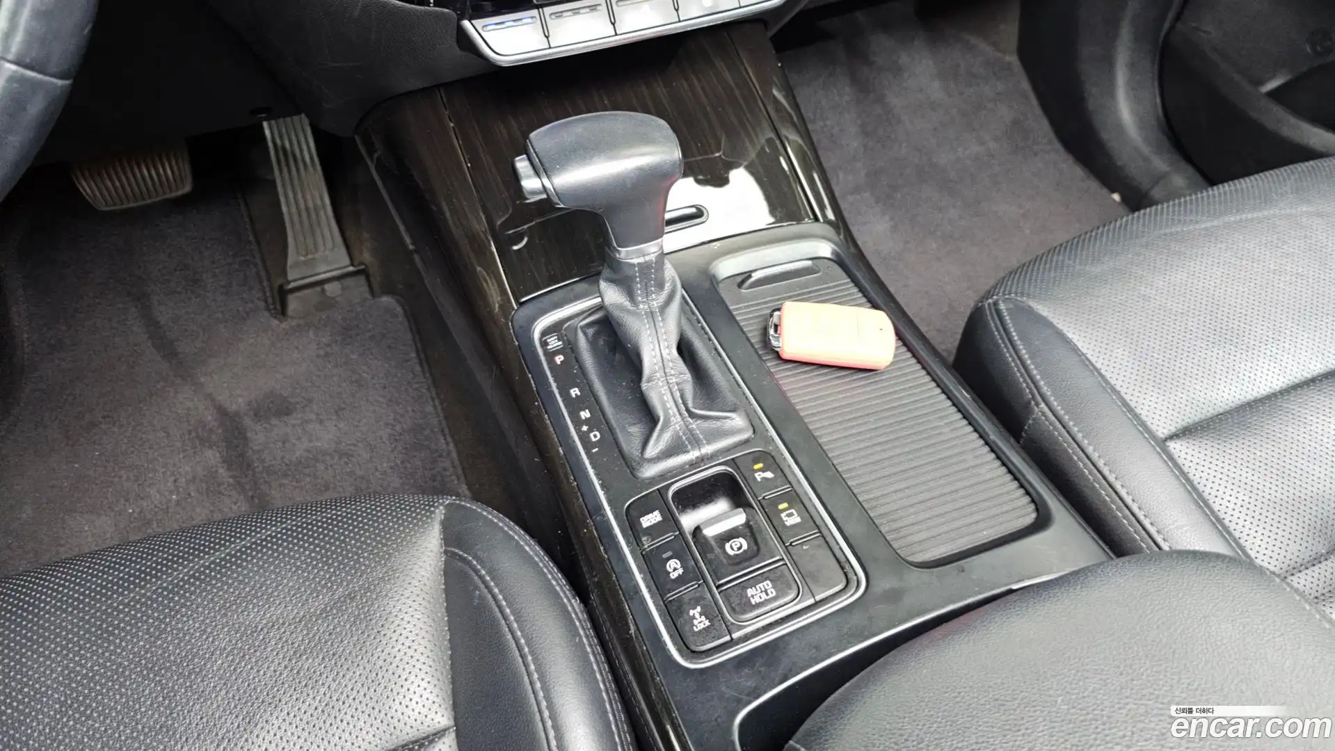 Sorento Kia 2017.8-INNER-009