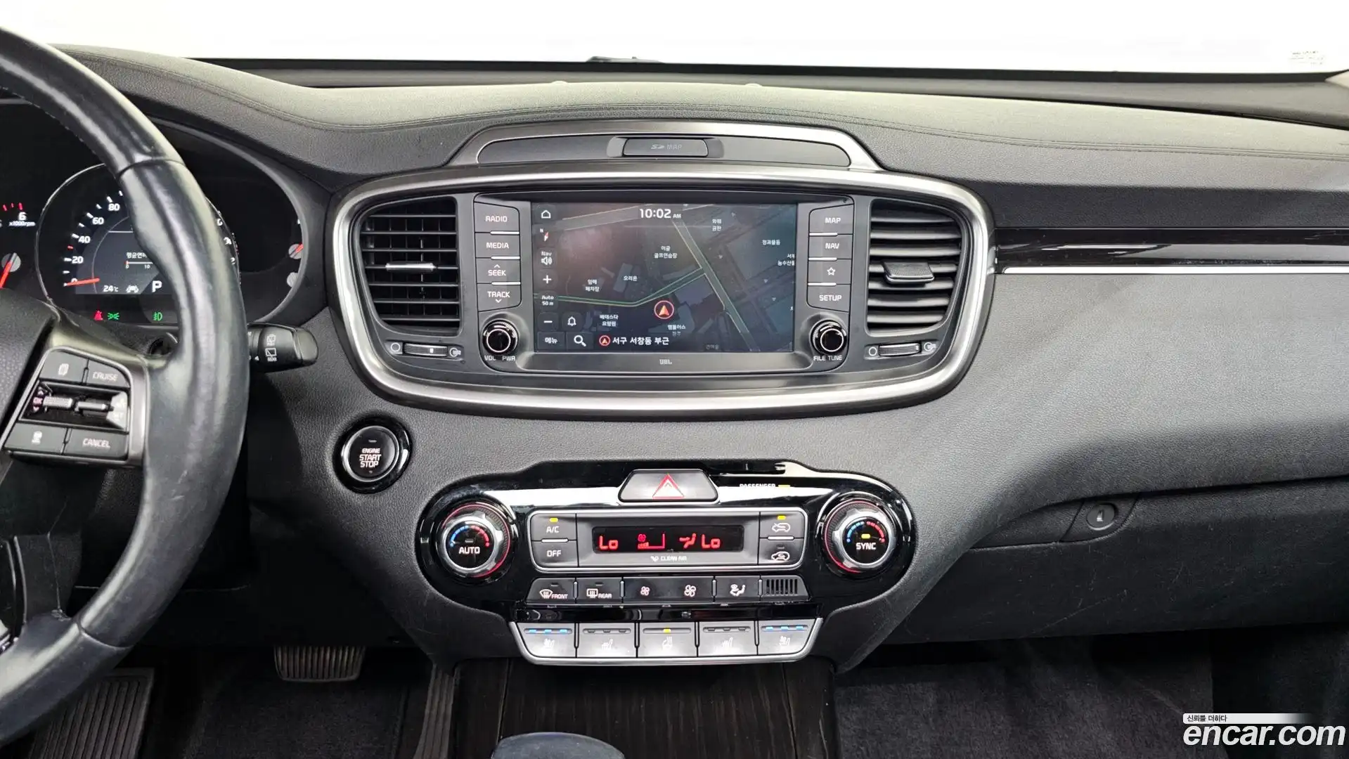 Sorento Kia 2017.8-OPTION-016