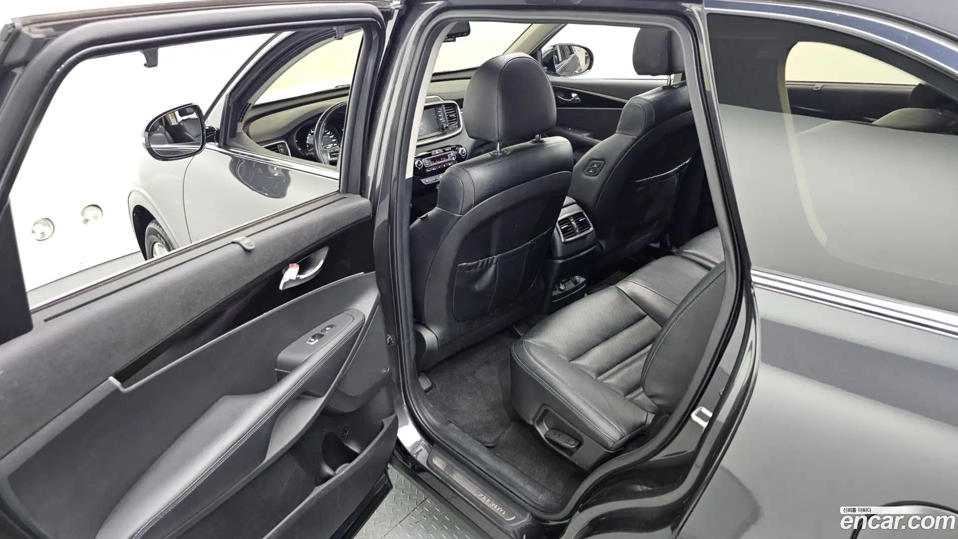 Sorento Kia 2017.8-OPTION-022