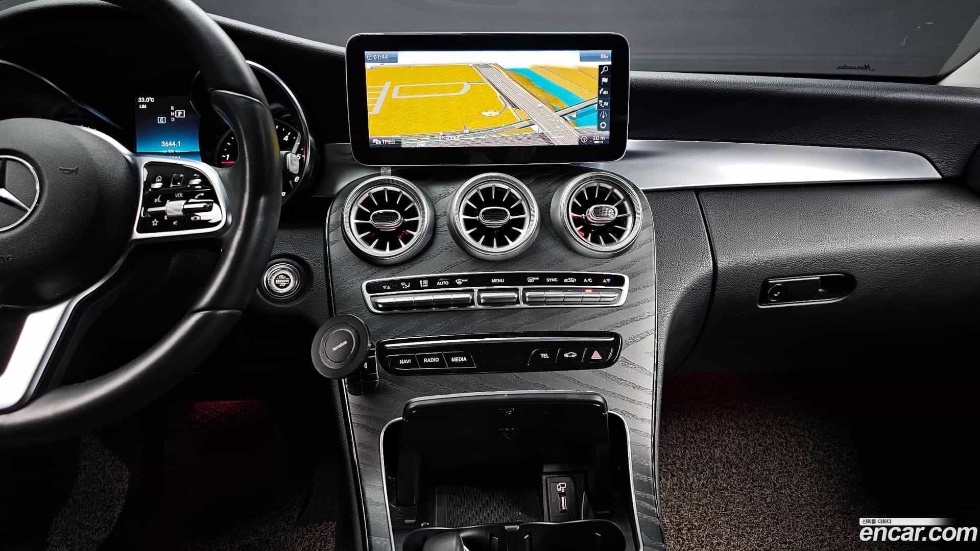 C-Class Mercedes-Benz 2018.11-OPTION-018