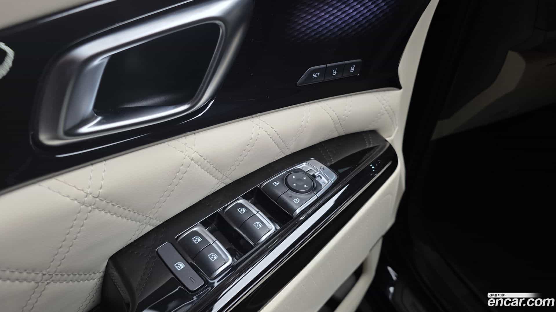 Canival Kia 2023.5-OPTION-042