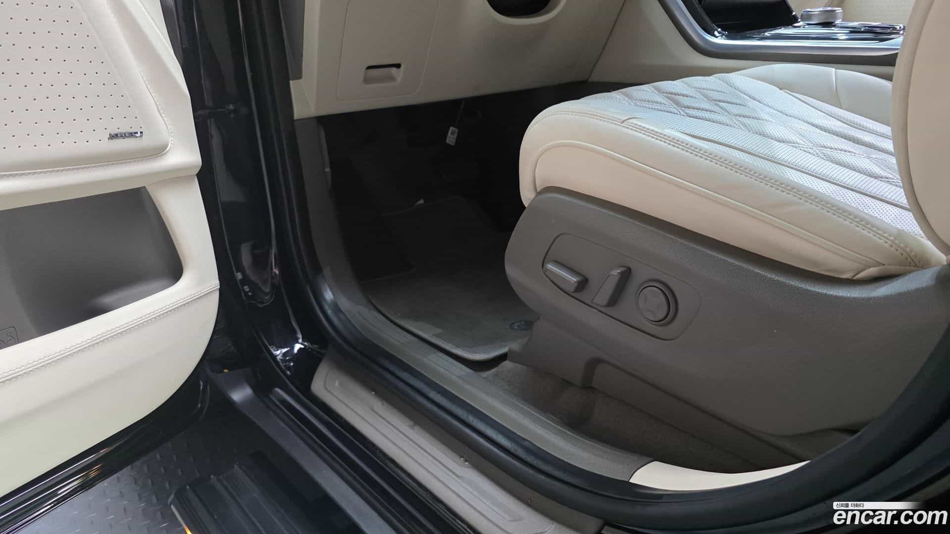 Canival Kia 2023.5-OPTION-045