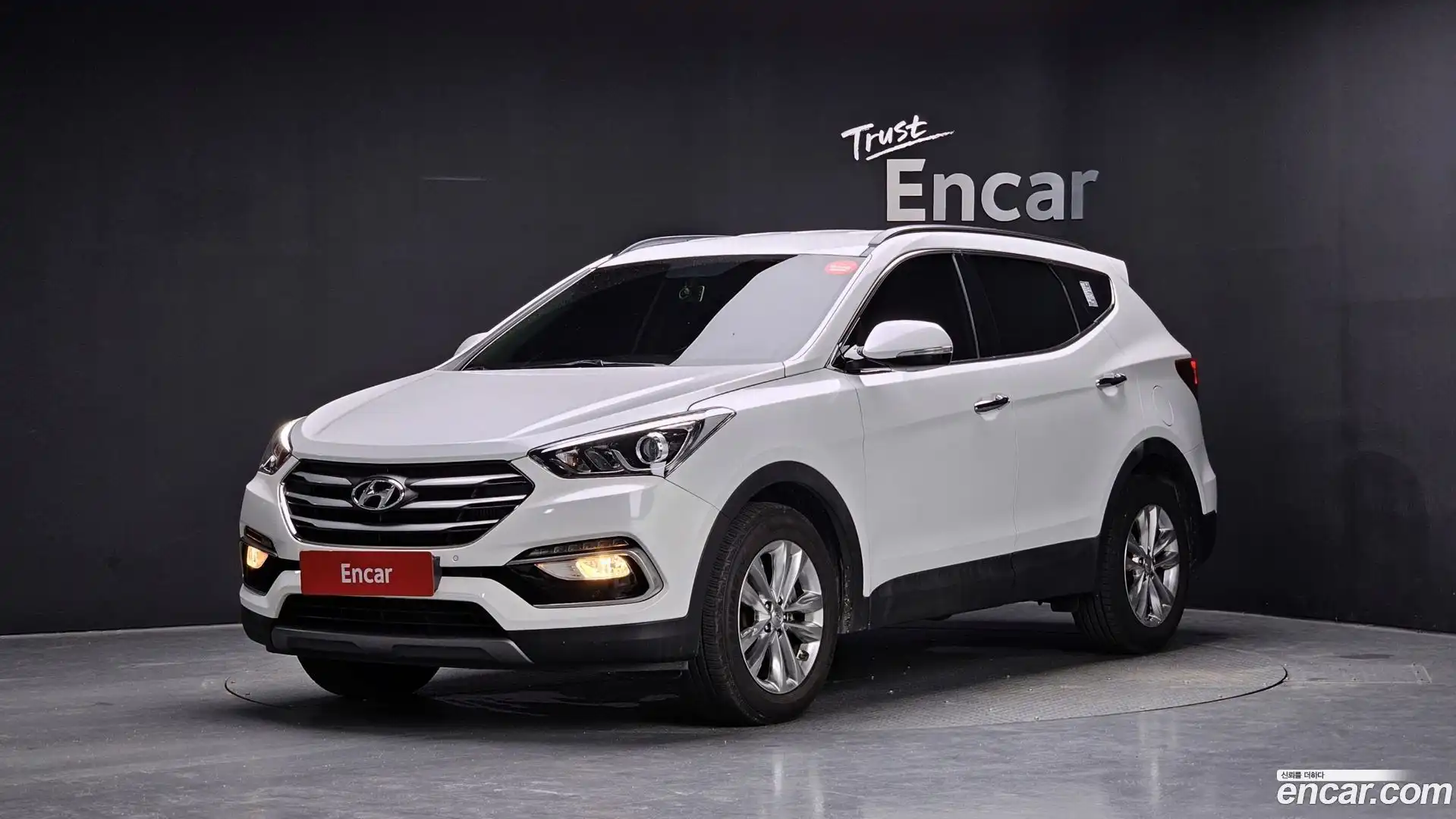 Santafe Hyundai 2017.9-OUTER-001