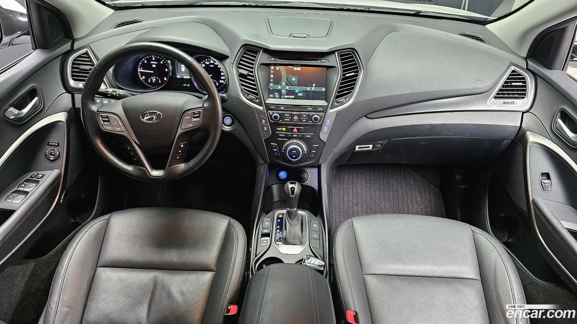 Santafe Hyundai 2017.9-INNER-007