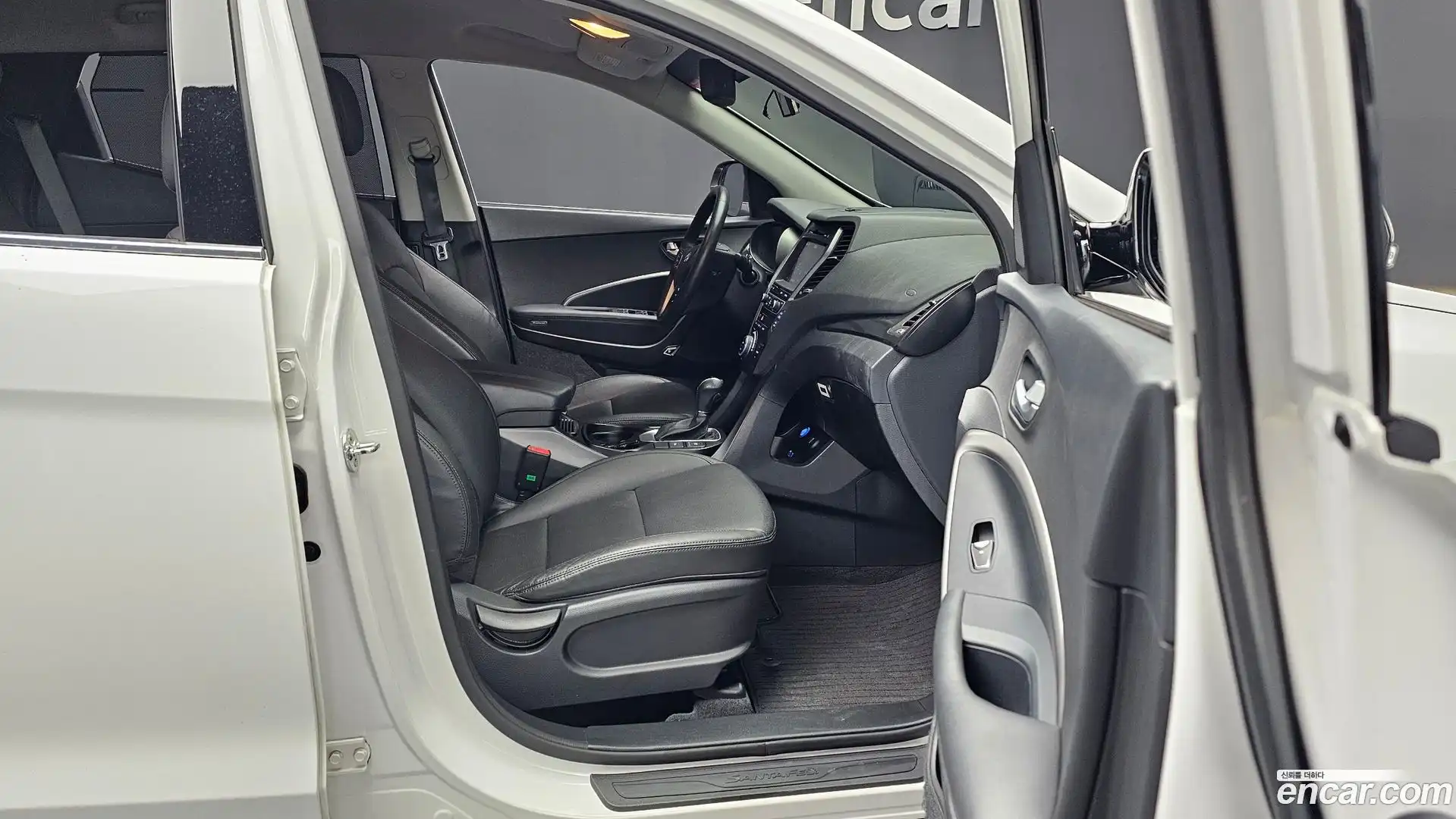 Santafe Hyundai 2017.9-OPTION-015