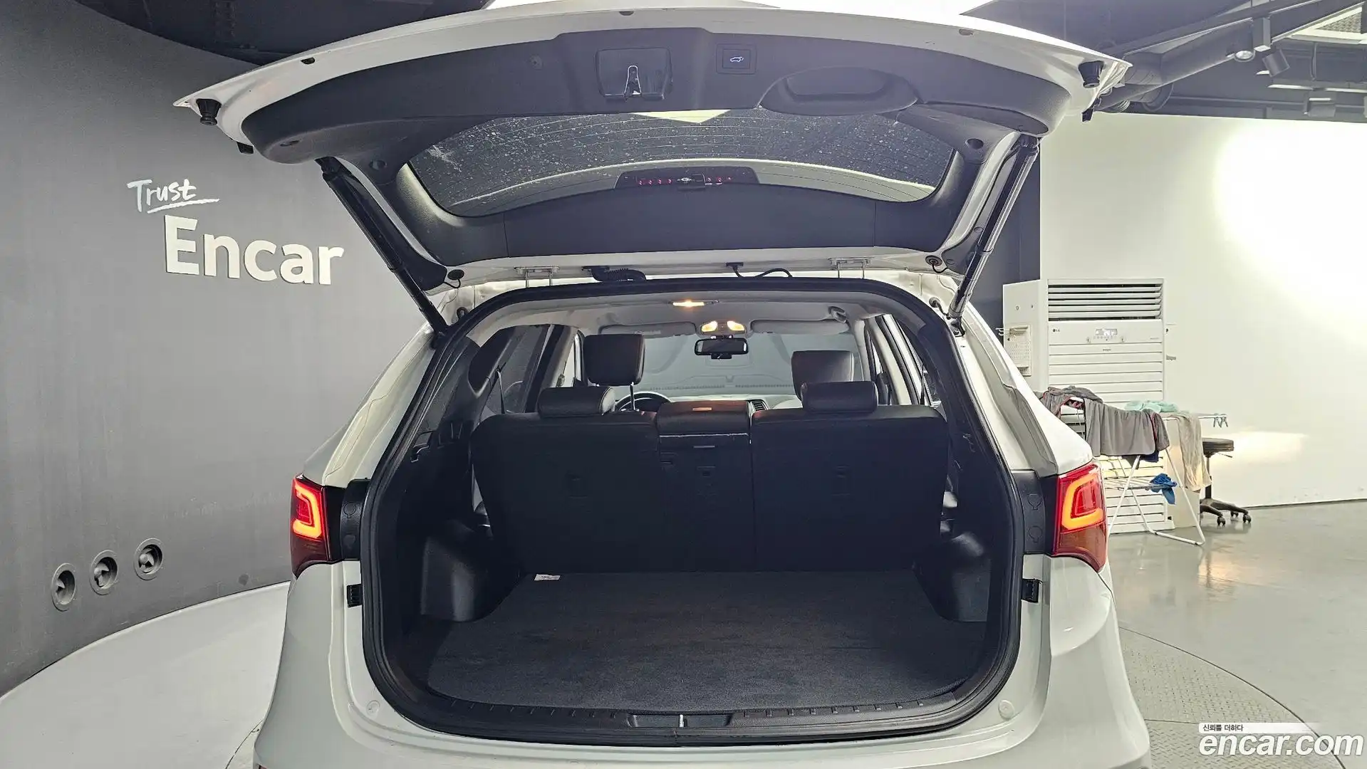 Santafe Hyundai 2017.9-OPTION-024