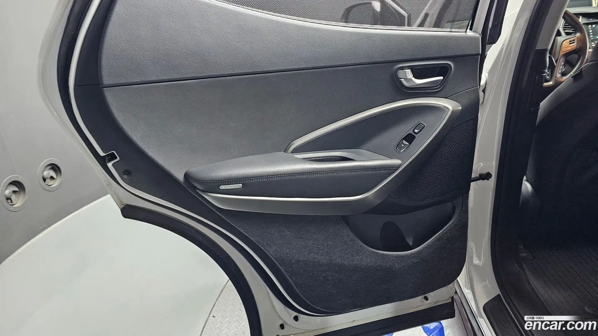 Santafe Hyundai 2017.9-INNER-035