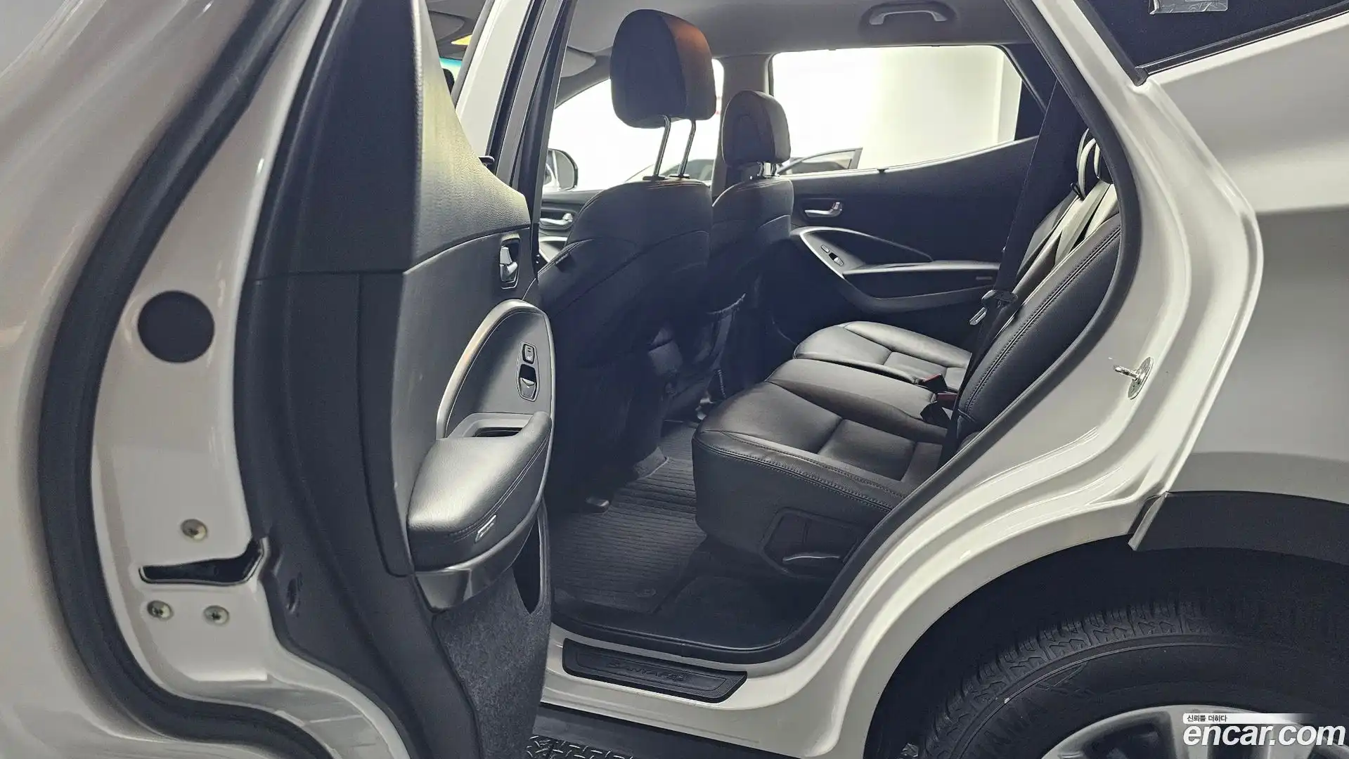 Santafe Hyundai 2017.9-INNER-036