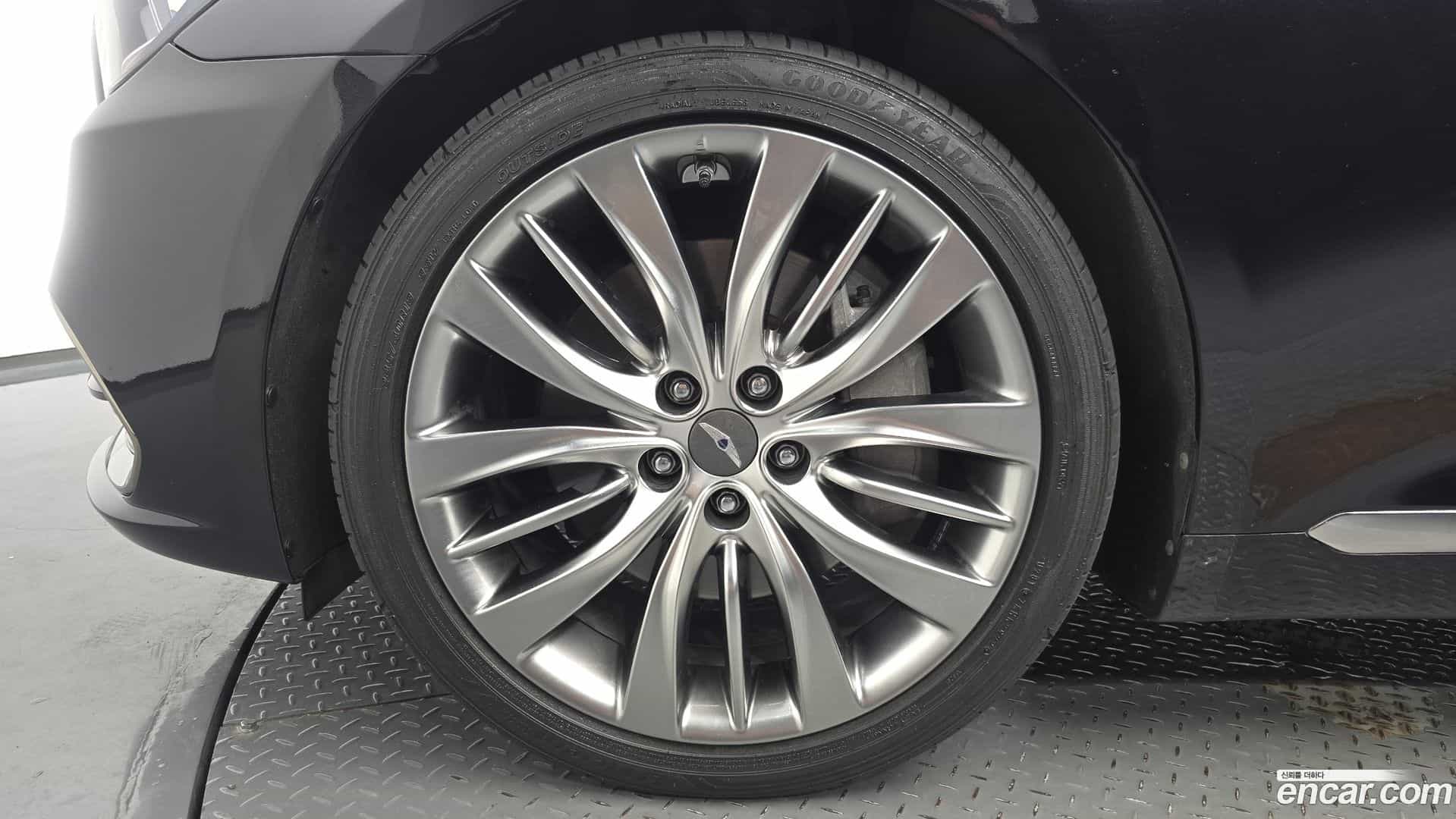 Genesis Hyundai 2015.10-OUTER-005