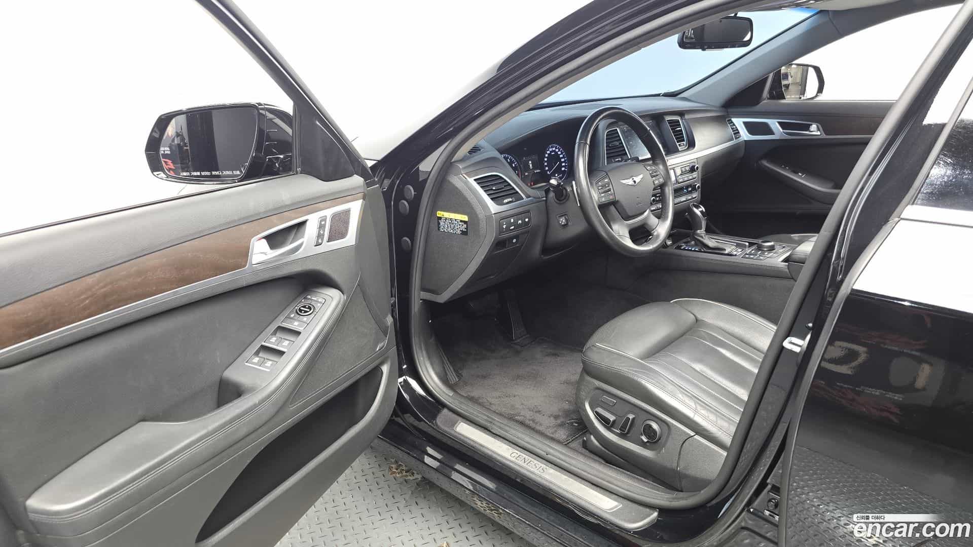 Genesis Hyundai 2015.10-INNER-010