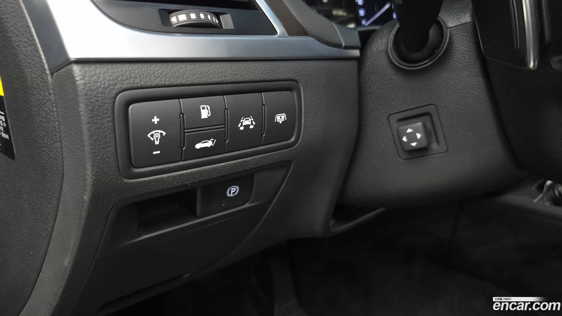 Genesis Hyundai 2015.10-OPTION-021
