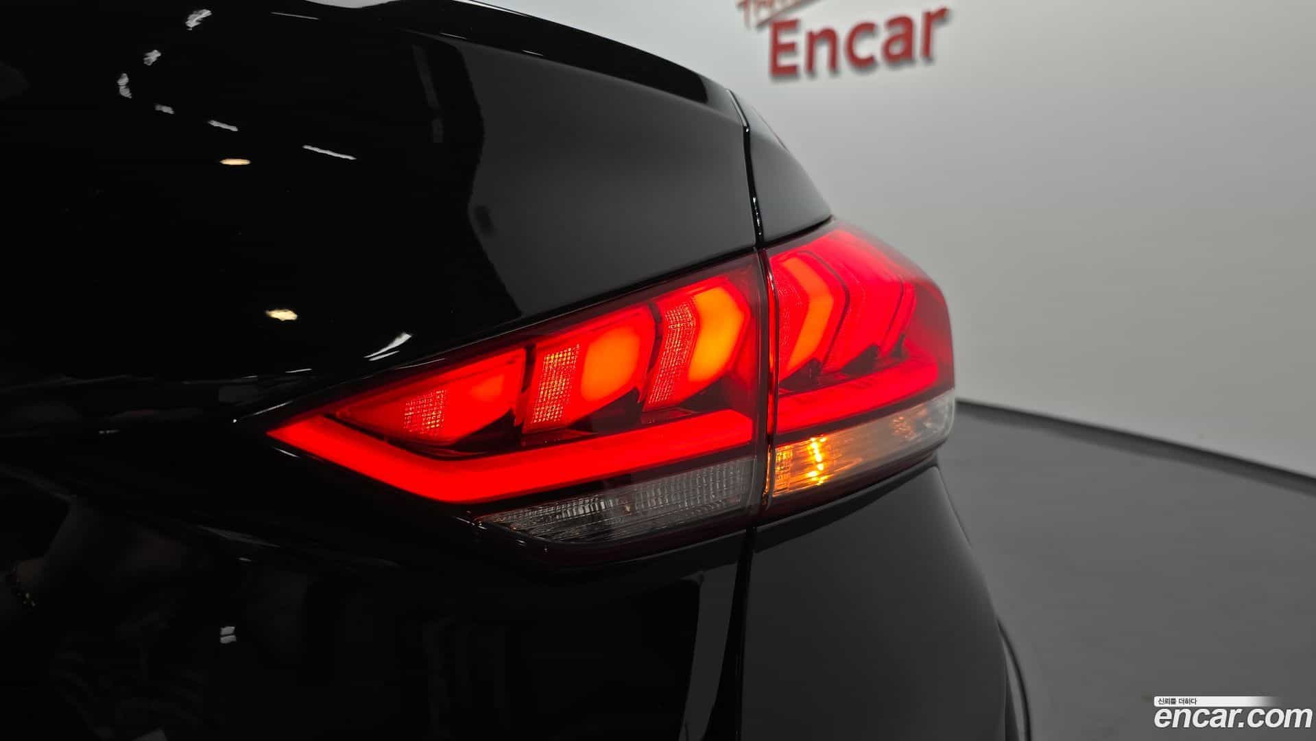 Genesis Hyundai 2015.10-OUTER-033