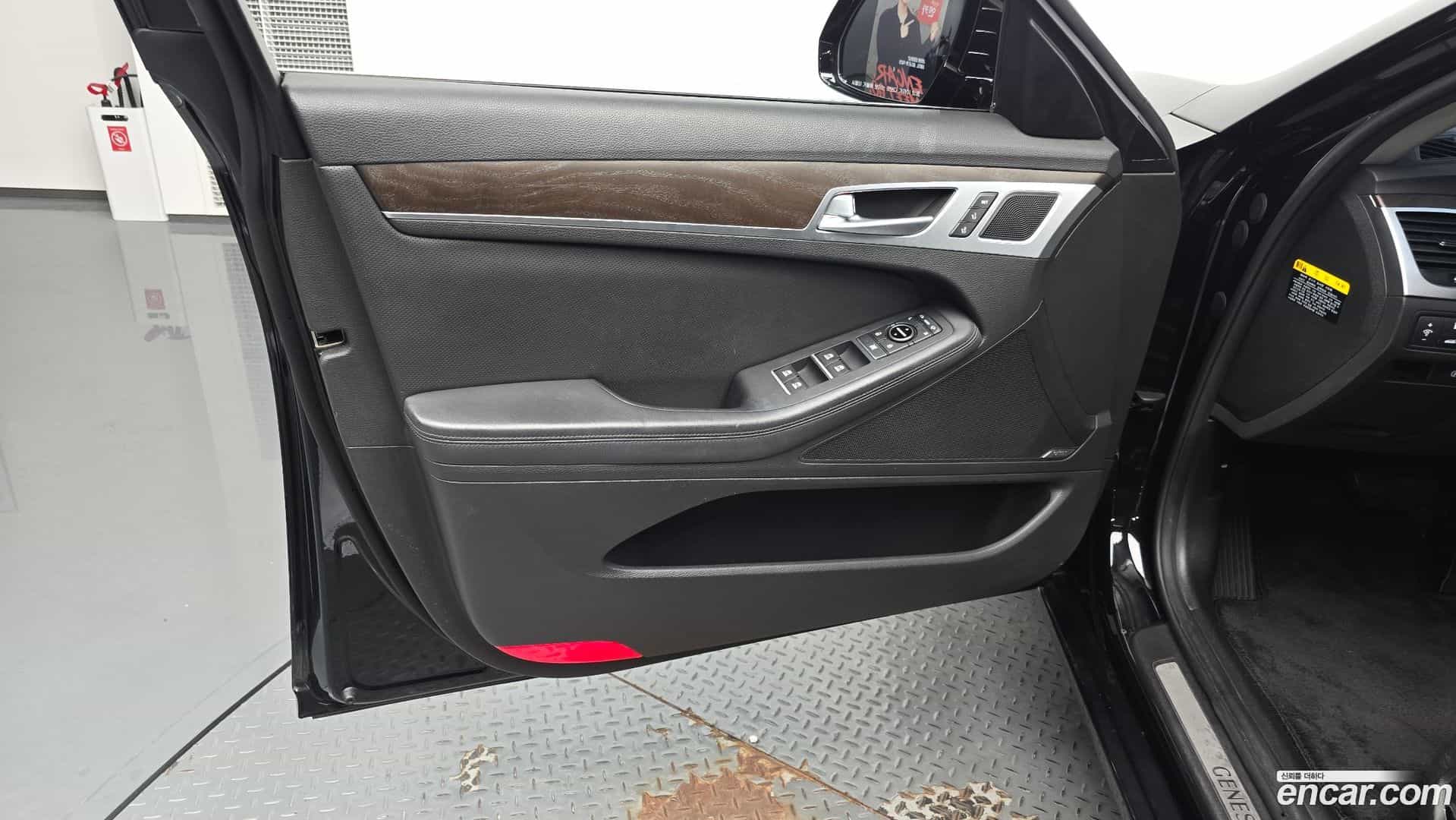 Genesis Hyundai 2015.10-INNER-034
