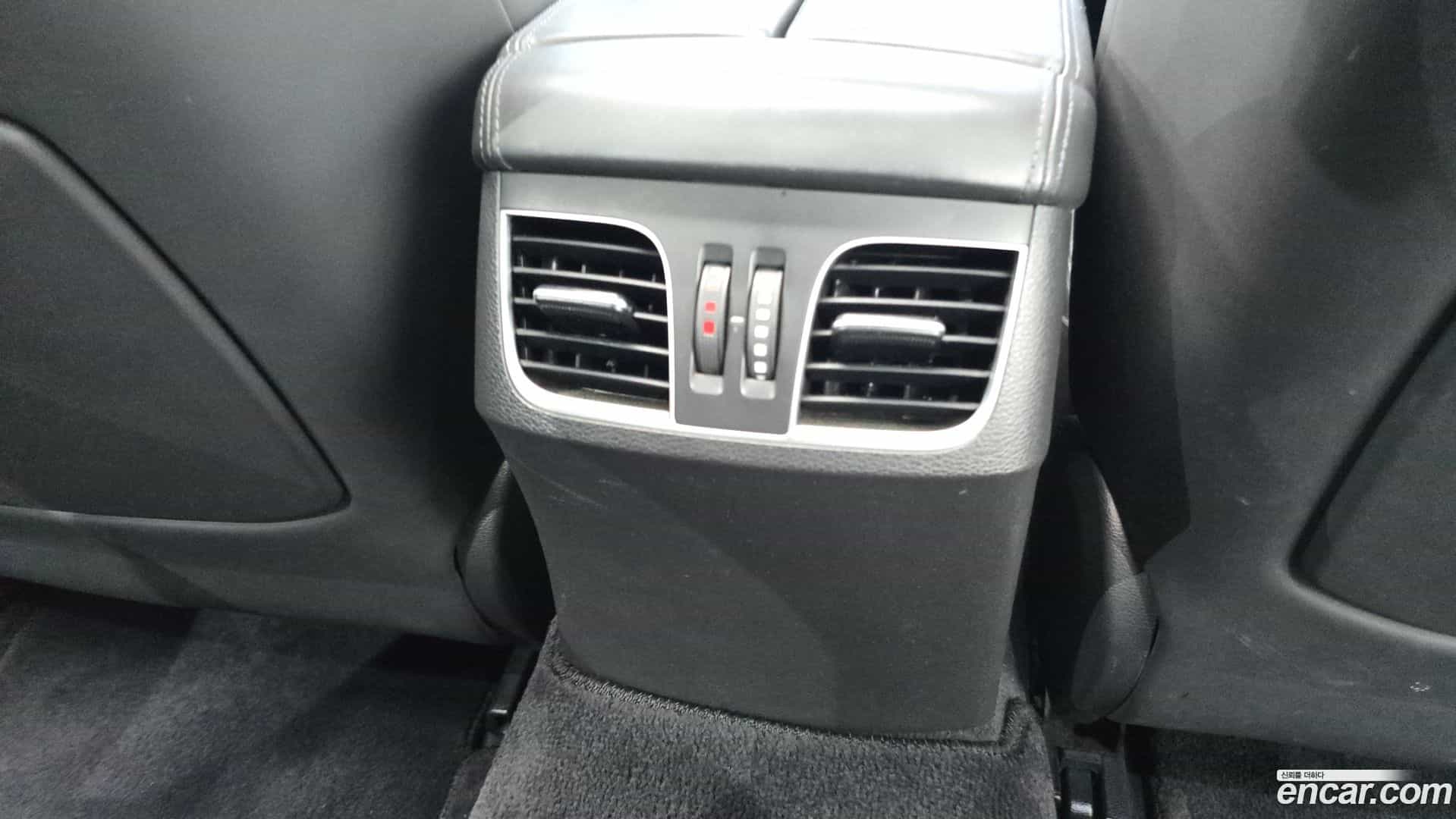 Genesis Hyundai 2015.10-OPTION-045