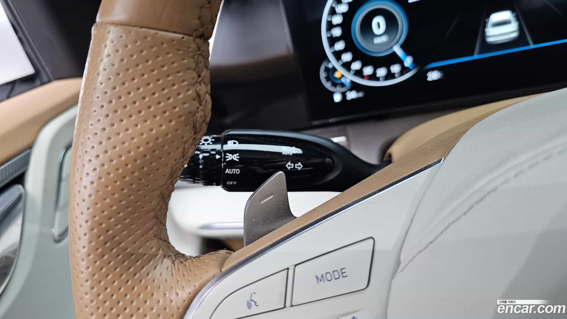 Grandeur Hyundai 2020.3-OPTION-042