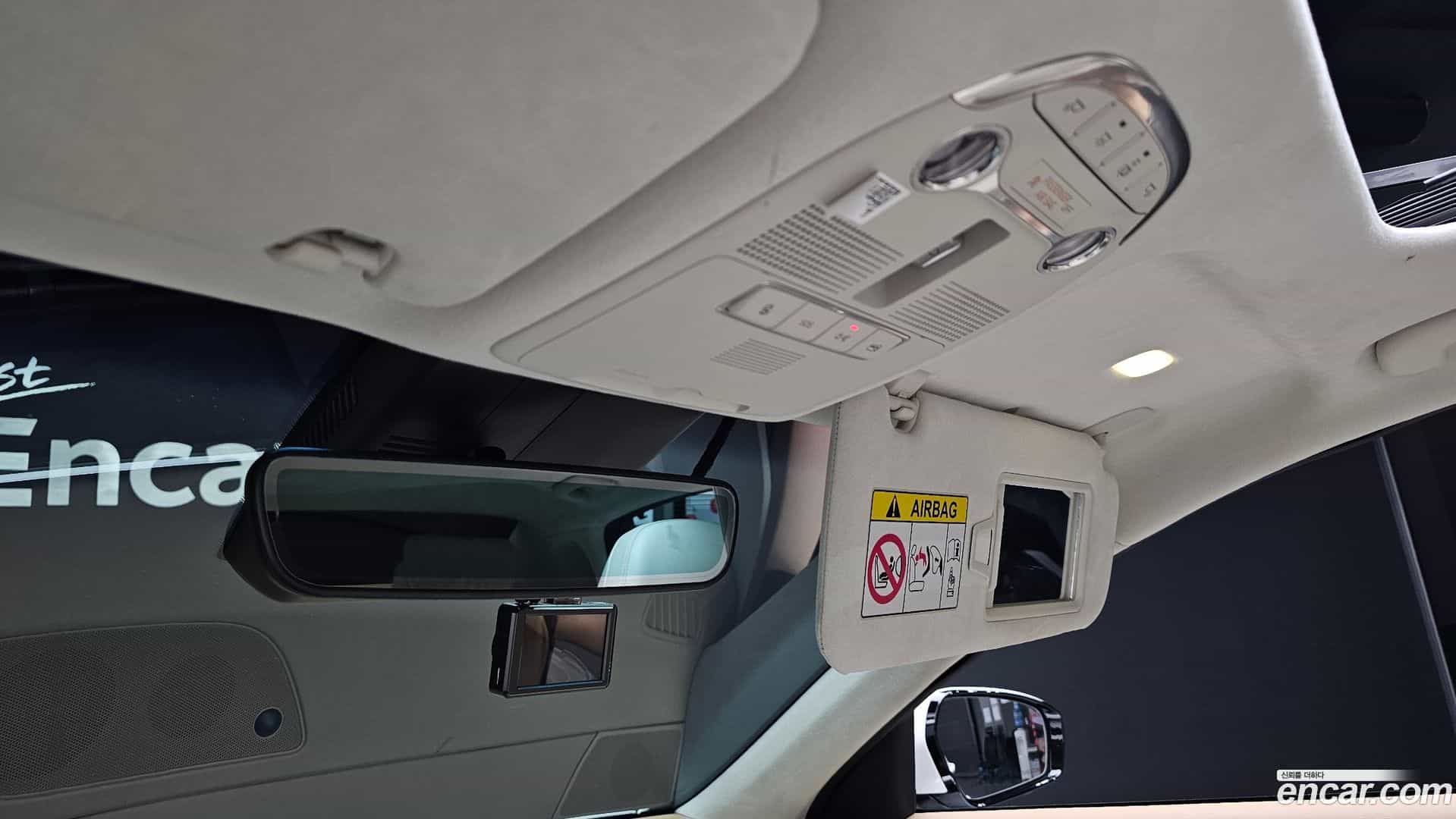 Grandeur Hyundai 2020.3-OPTION-048