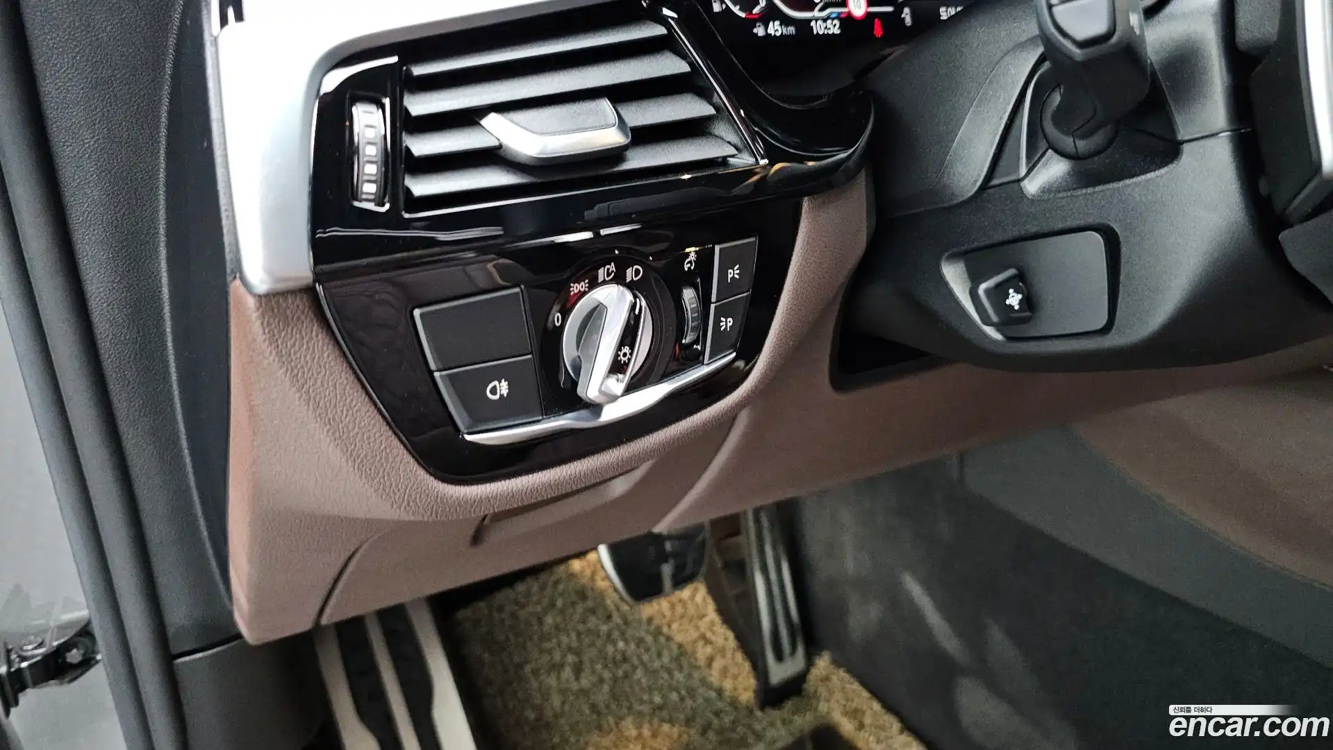 Gran Turismo BMW 2021.6-OPTION-018