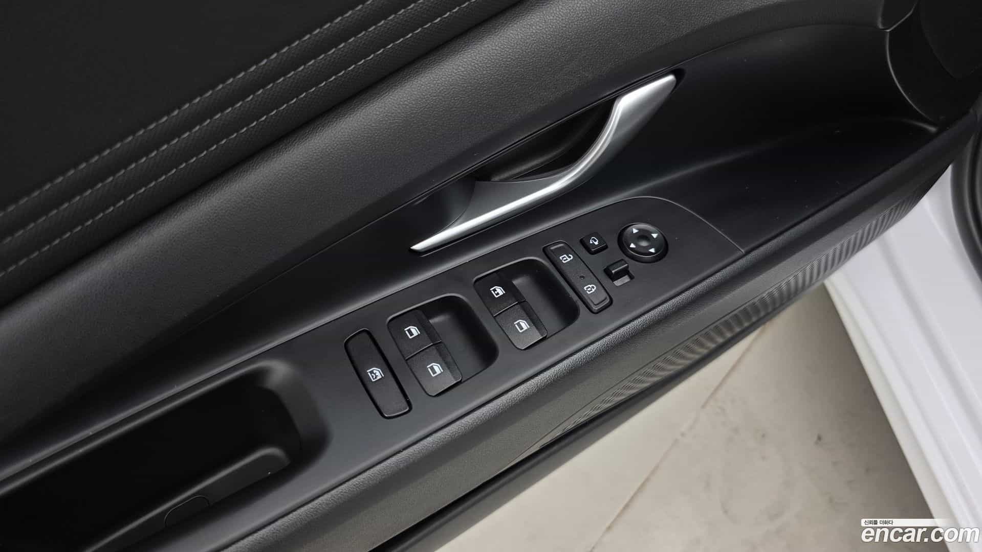 AVANTE Hyundai 2020.11-OPTION-019