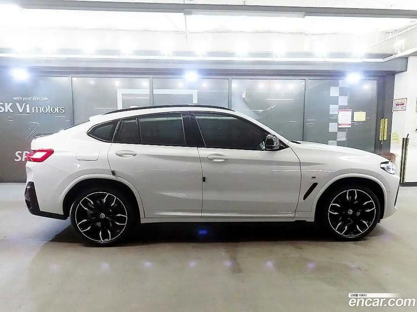 X4 BMW 2025.8-OUTER-003