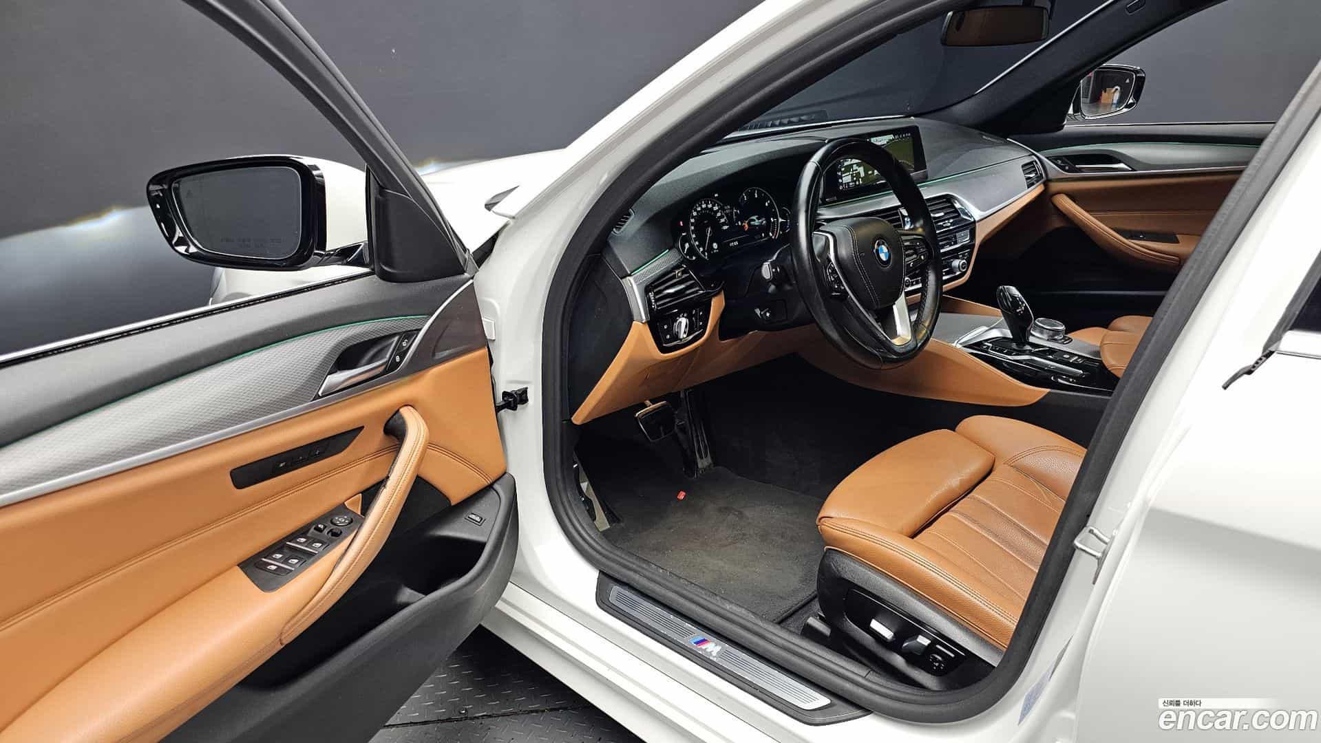 5-Series BMW 2017.9-INNER-010