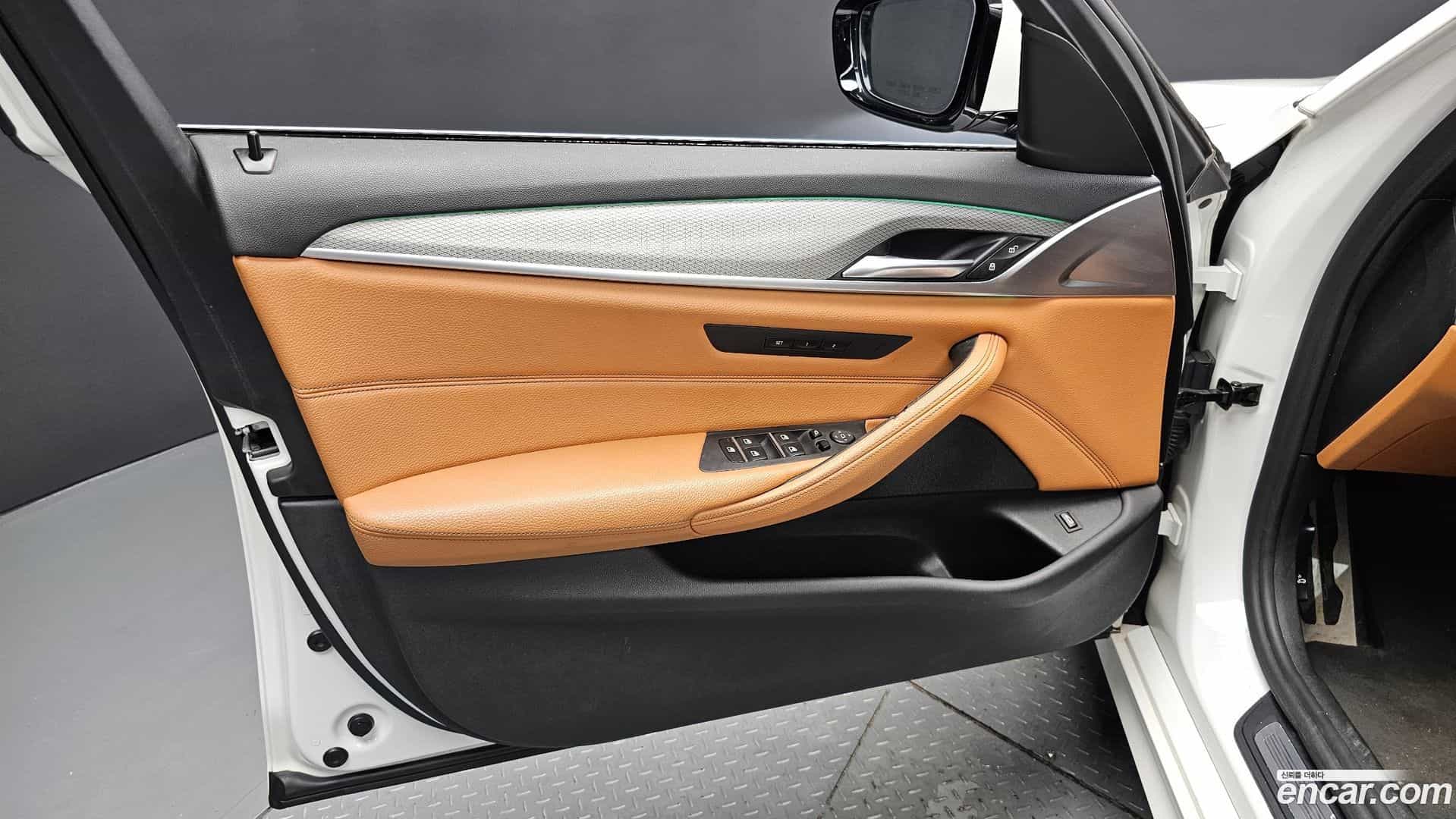 5-Series BMW 2017.9-INNER-034
