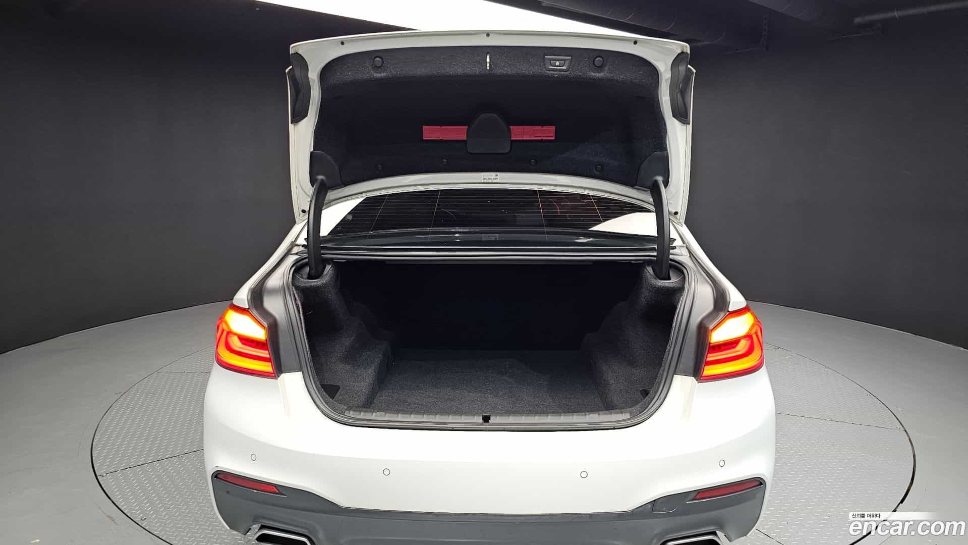 5-Series BMW 2017.9-OPTION-043