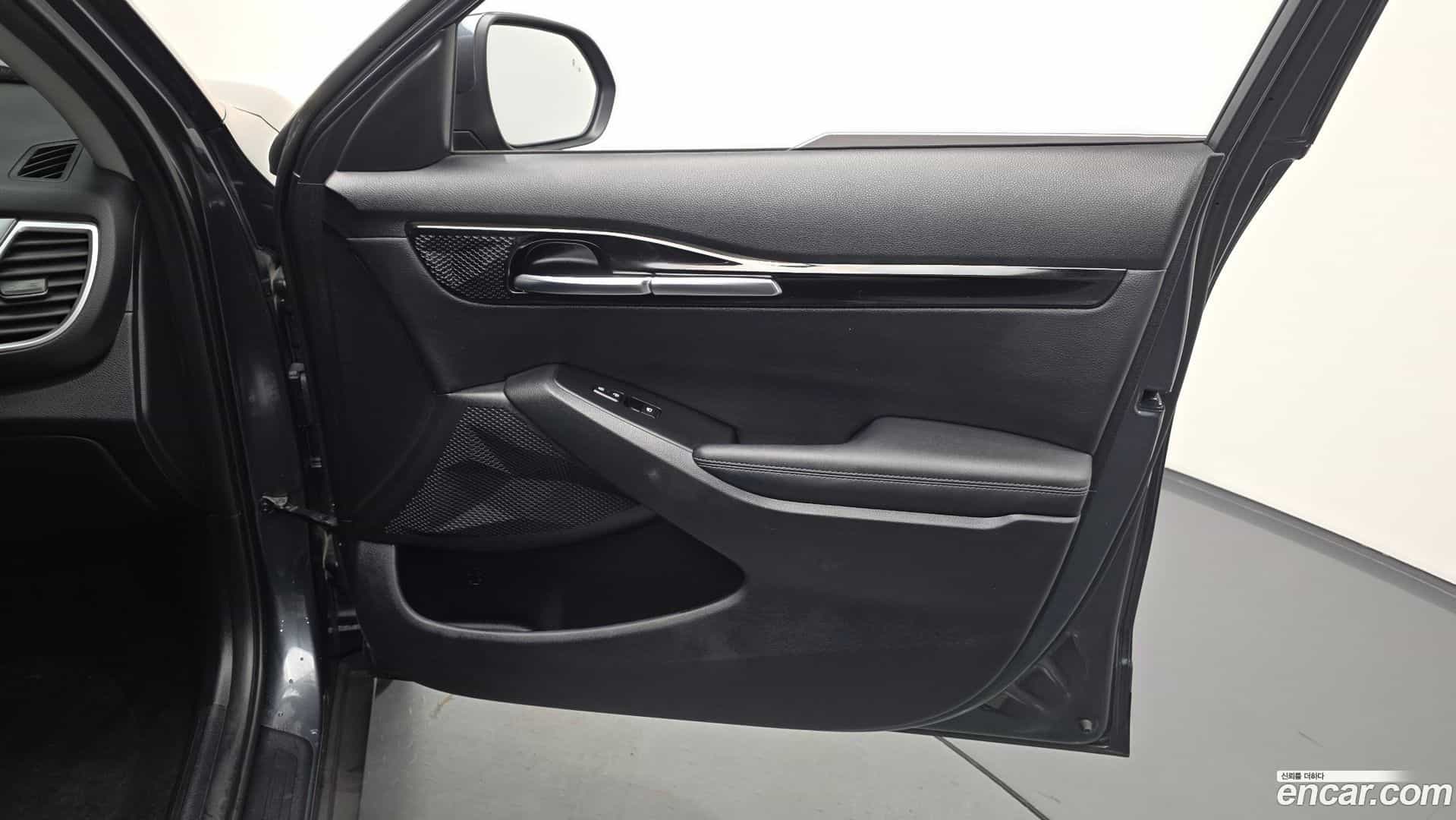 Seltos Kia 2022.2-INNER-035