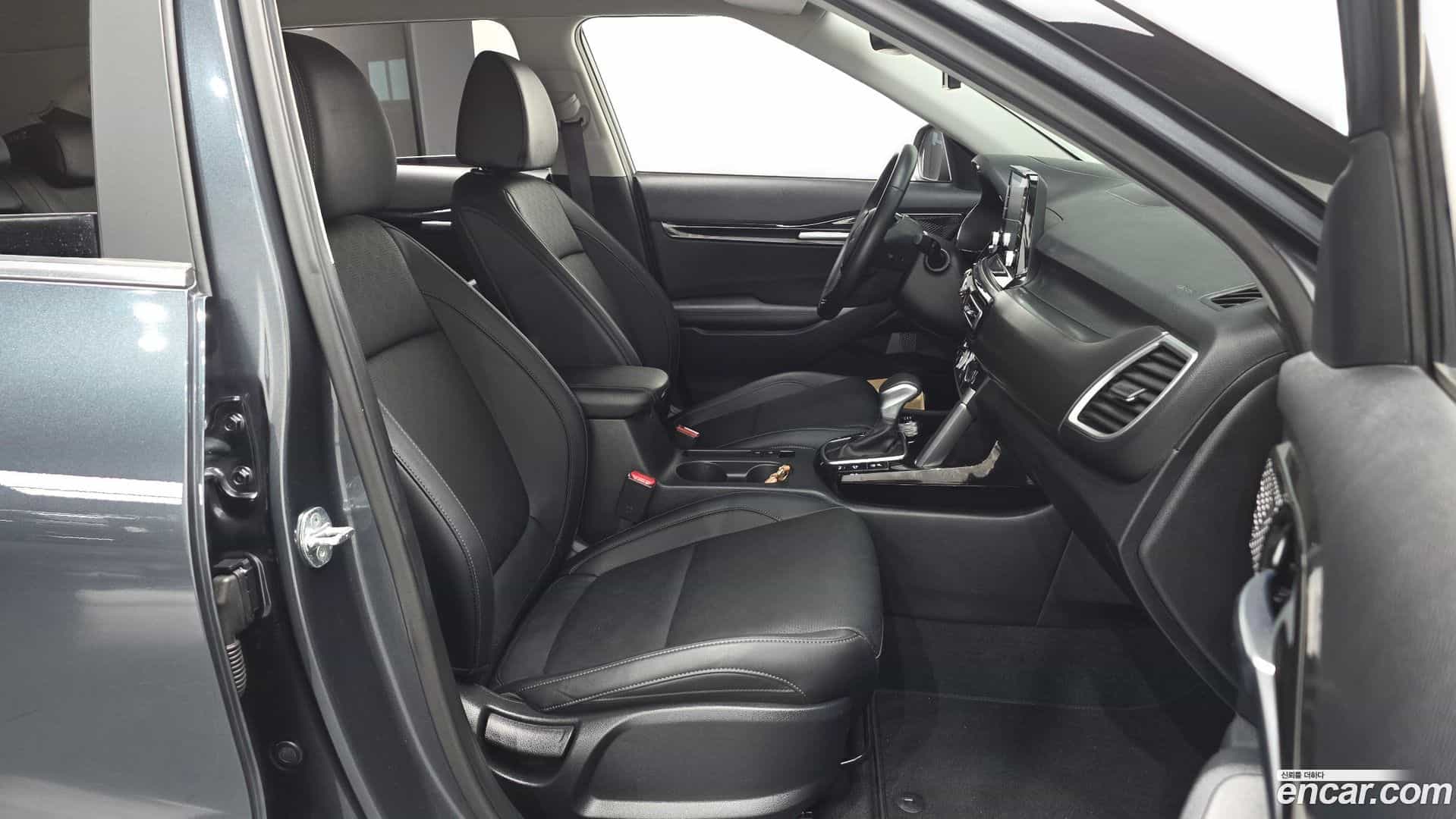 Seltos Kia 2022.2-INNER-036