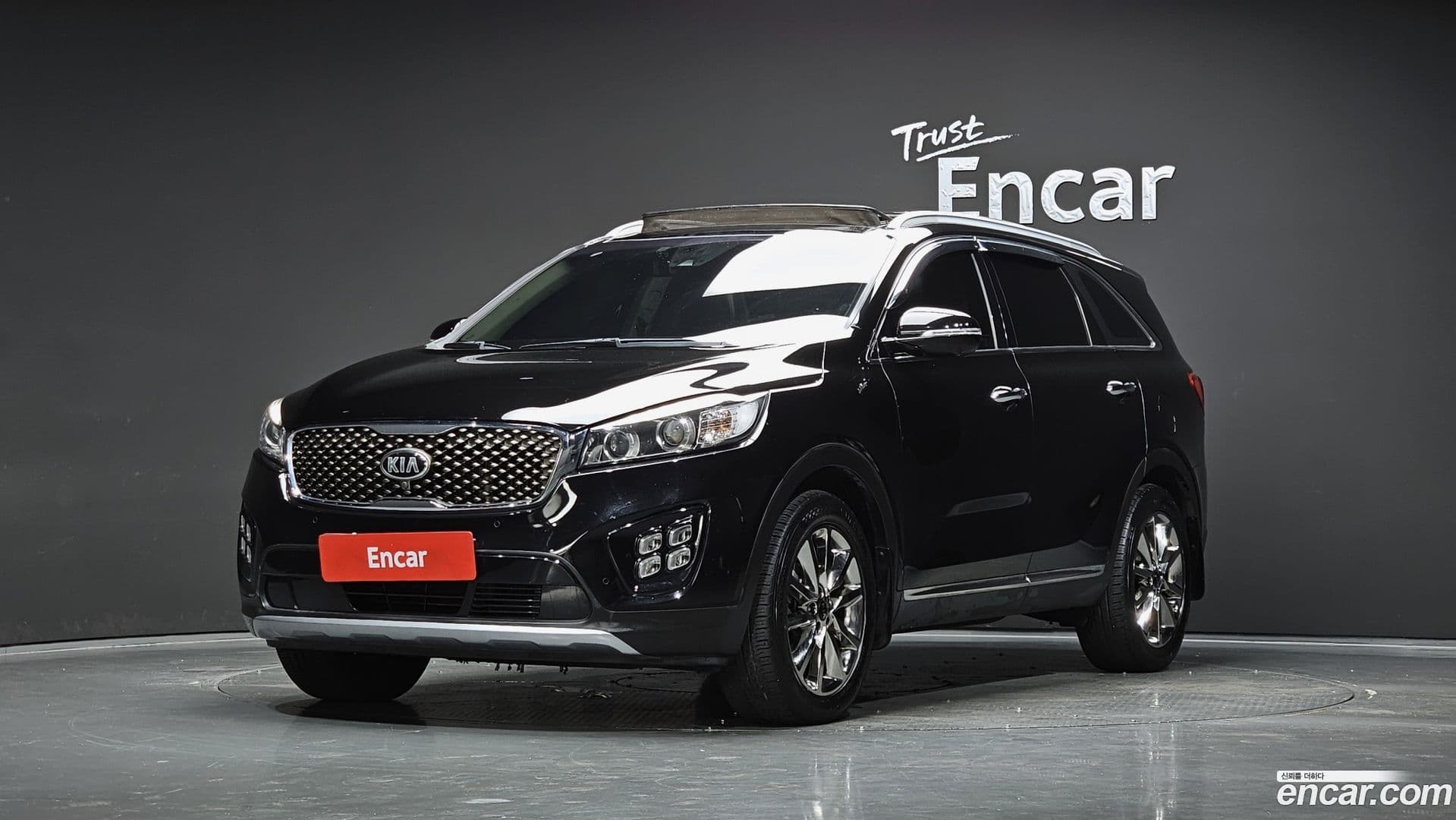 Main__Slider__Photo:Sorento Kia 2016.4-0