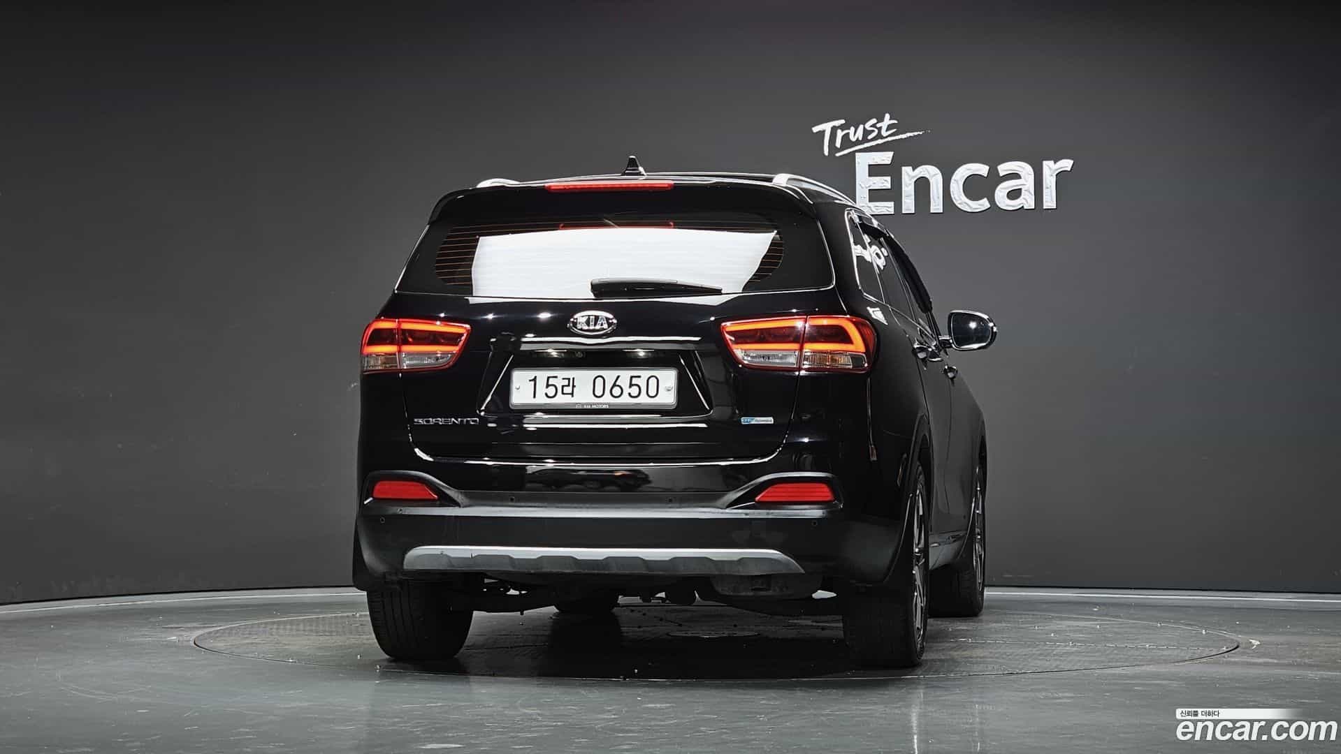 Sorento Kia 2016.4-OUTER-004