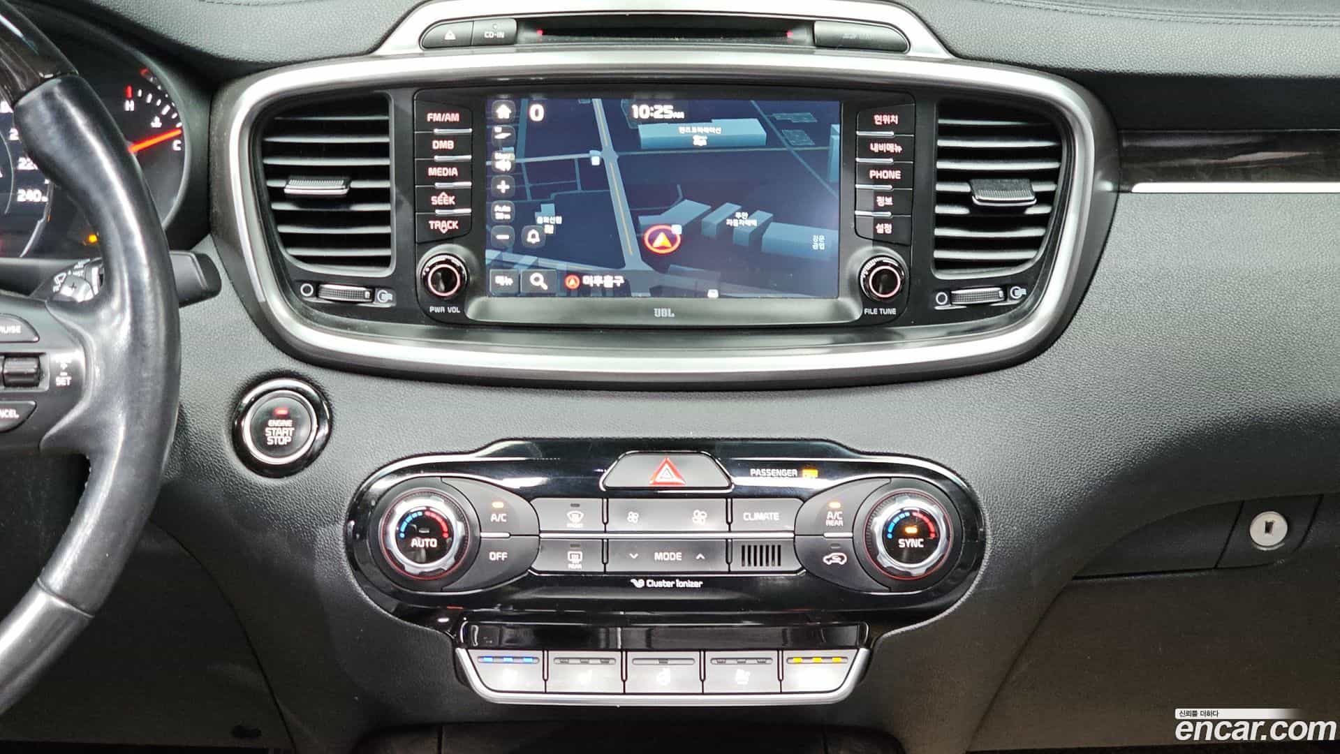 Sorento Kia 2016.4-OPTION-017