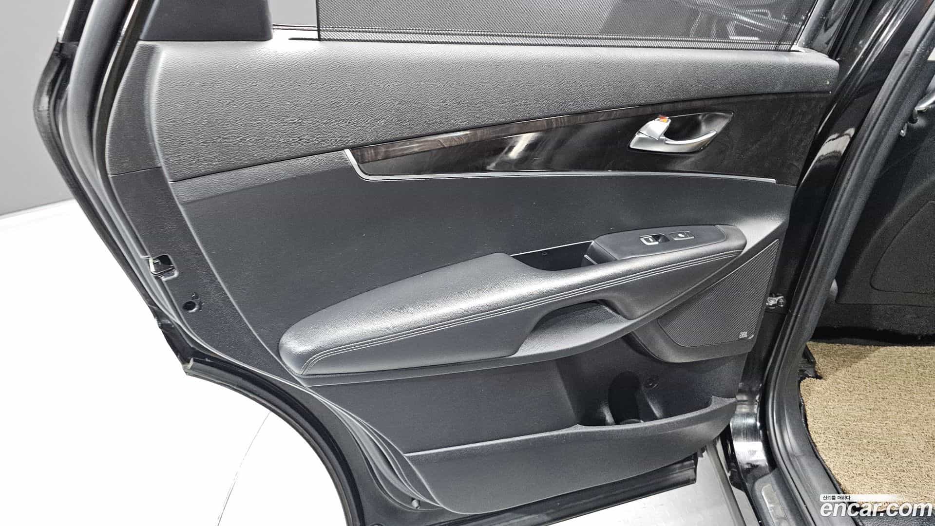 Sorento Kia 2016.4-INNER-035