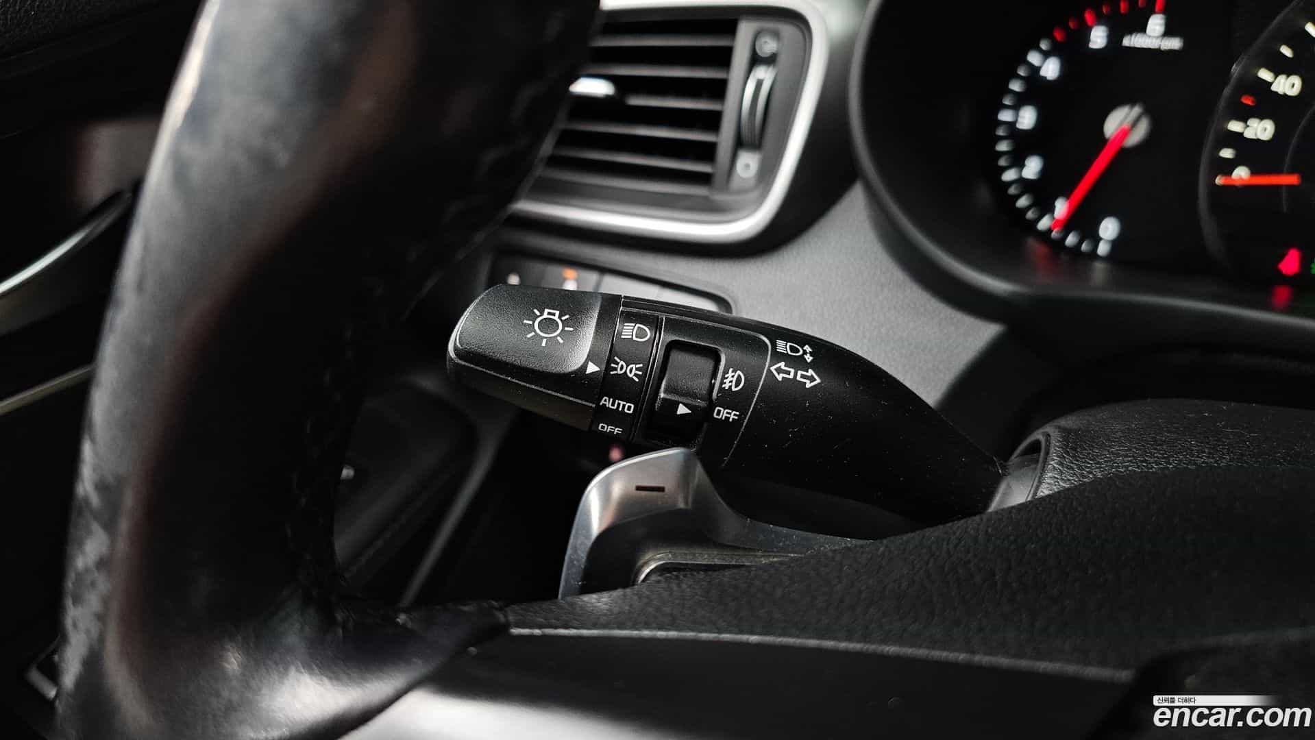 Sorento Kia 2016.4-OPTION-043