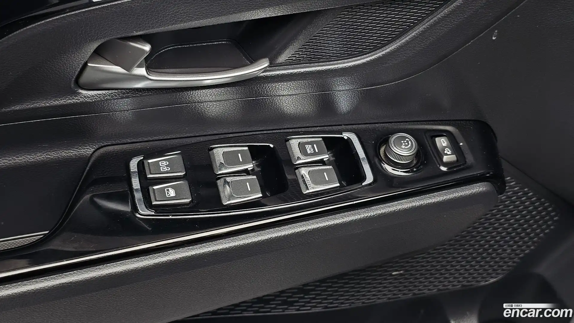 KORANDO KG Mobility 2020.11-OPTION-021