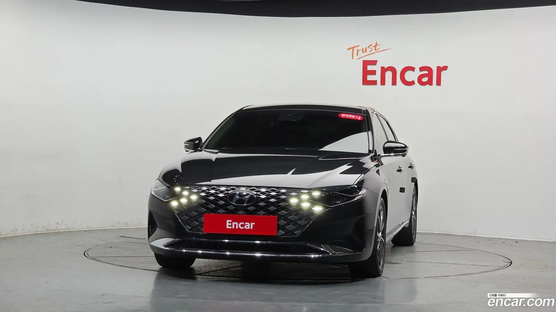 Grandeur Hyundai 2021.6-OUTER-003