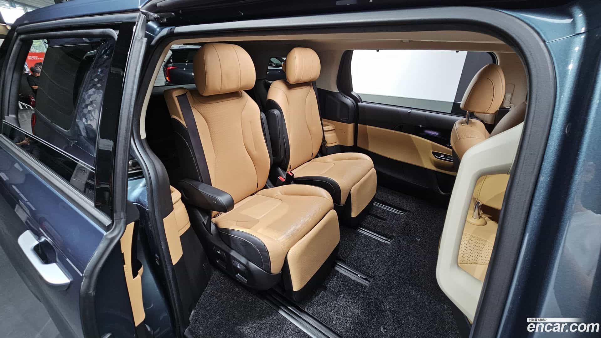 Canival Kia 2021.6-OPTION-015