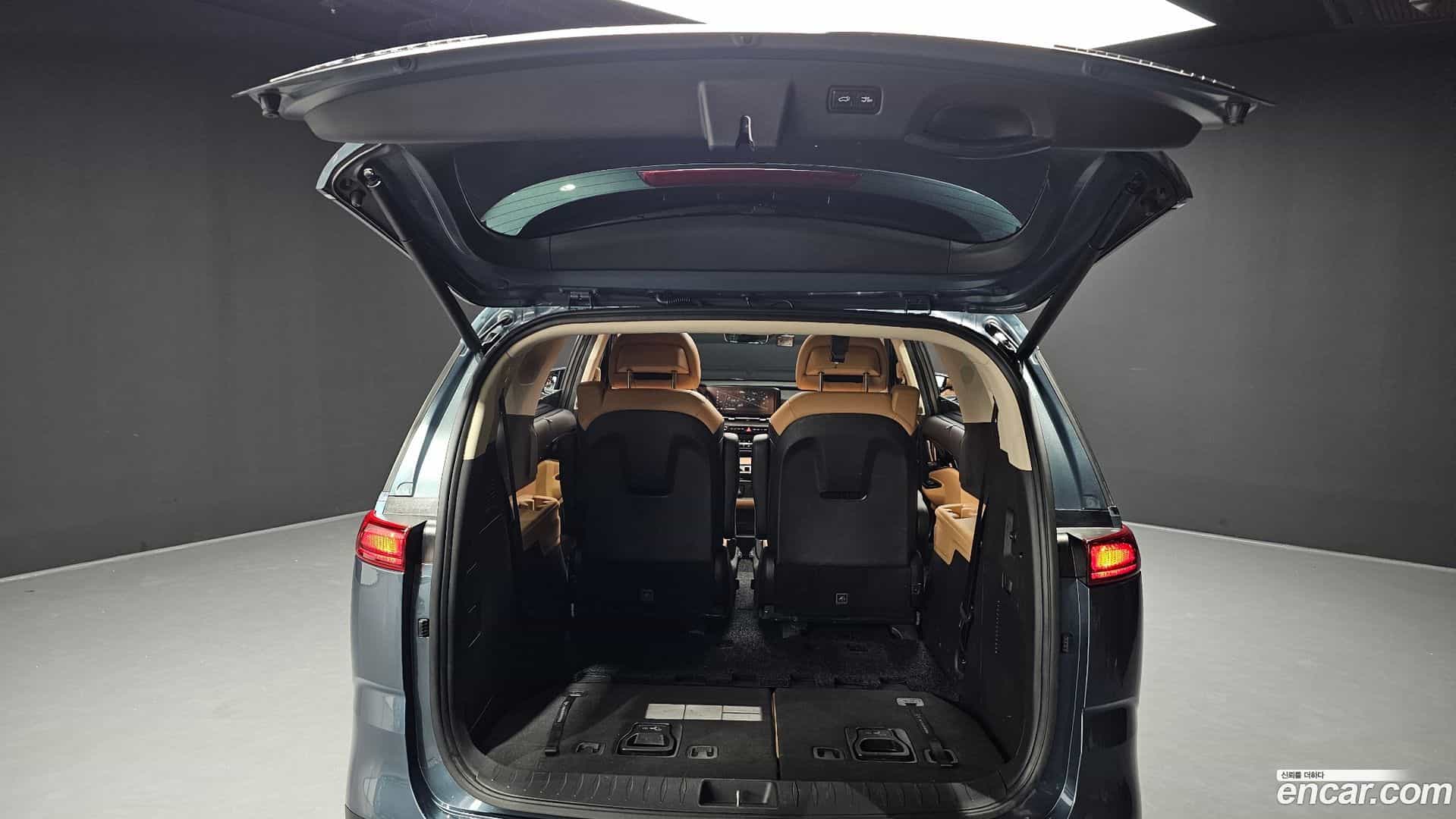 Canival Kia 2021.6-OPTION-024