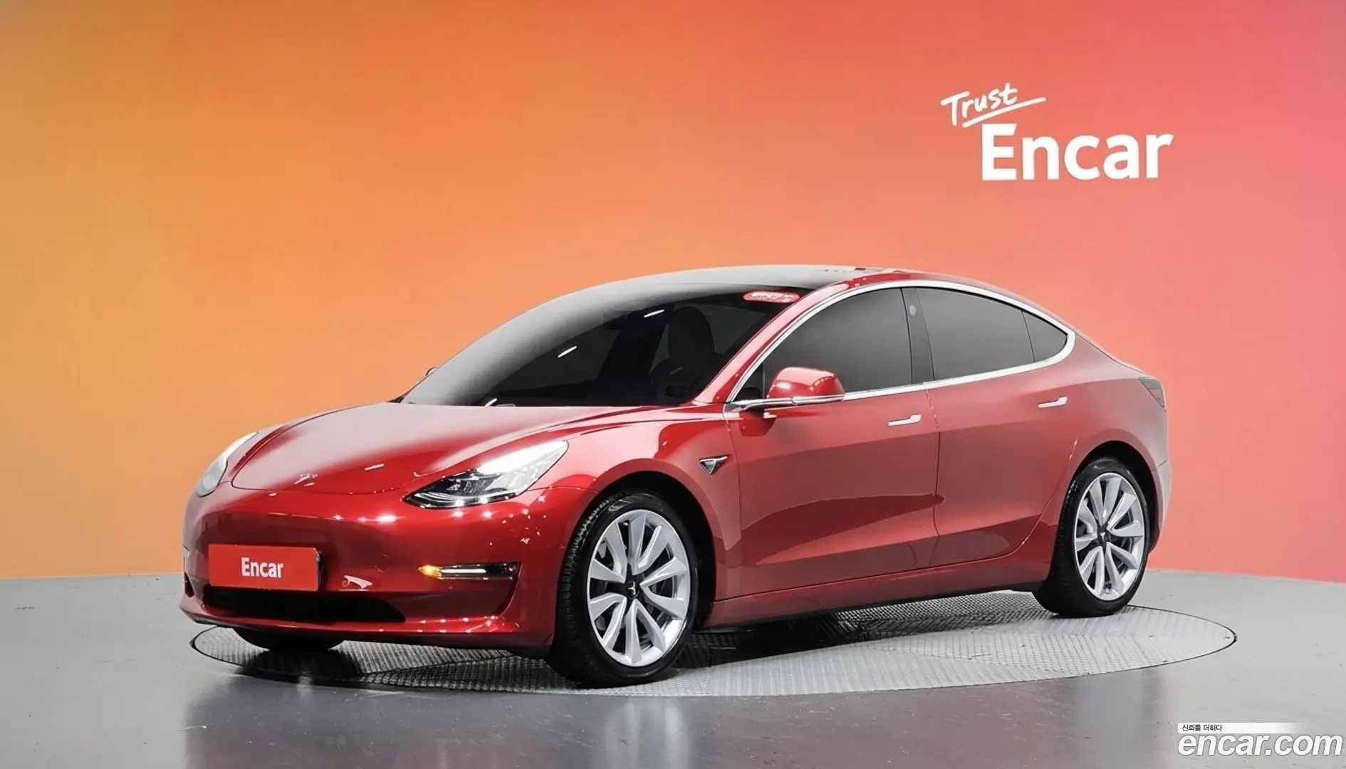 Main__Slider__Photo:Model 3 Tesla 2020.1-0