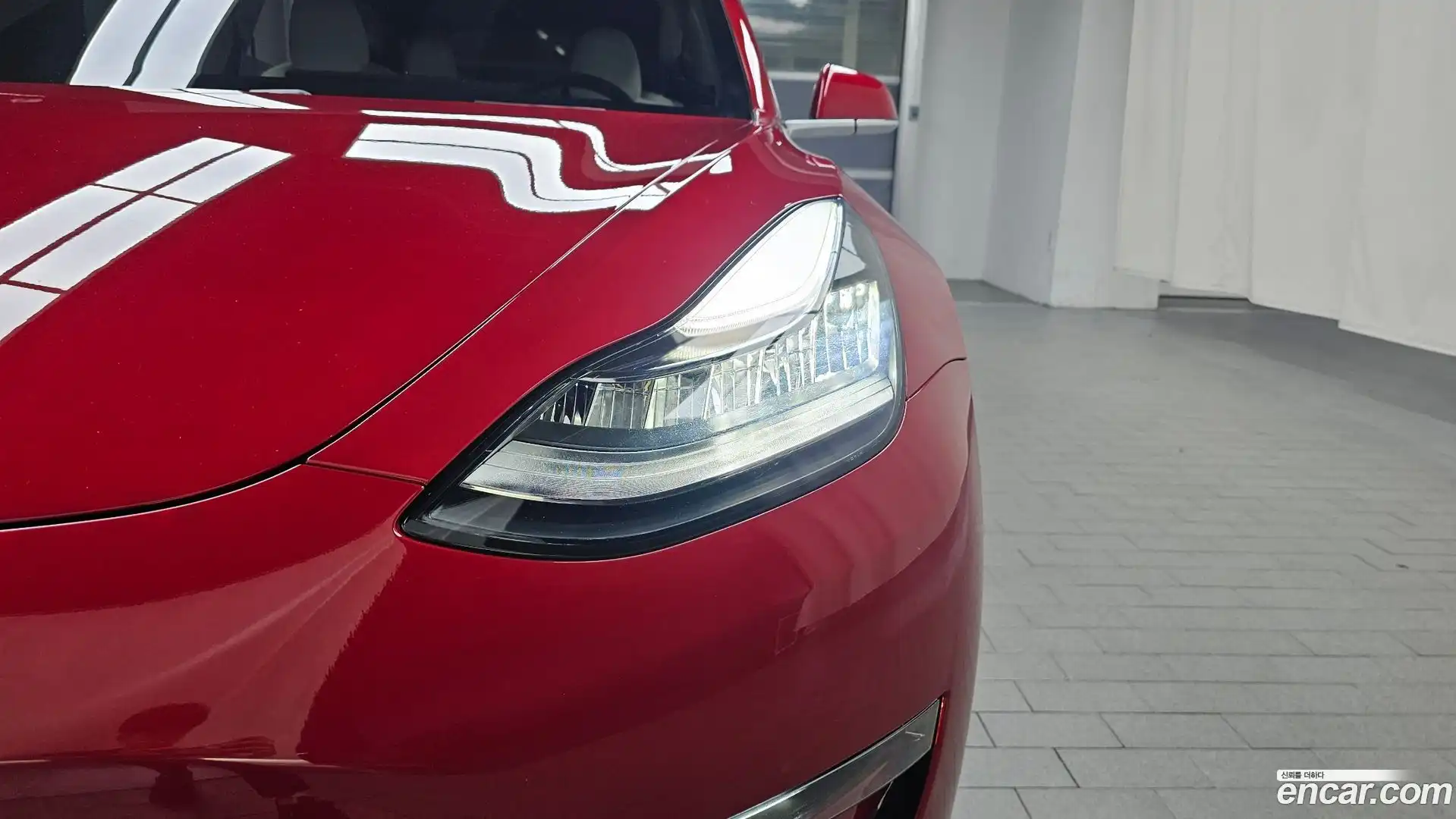 Model 3 Tesla 2020.1-OUTER-032