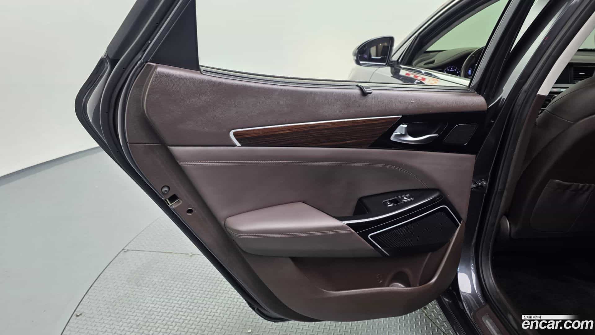 K7 Kia 2019.1-INNER-035