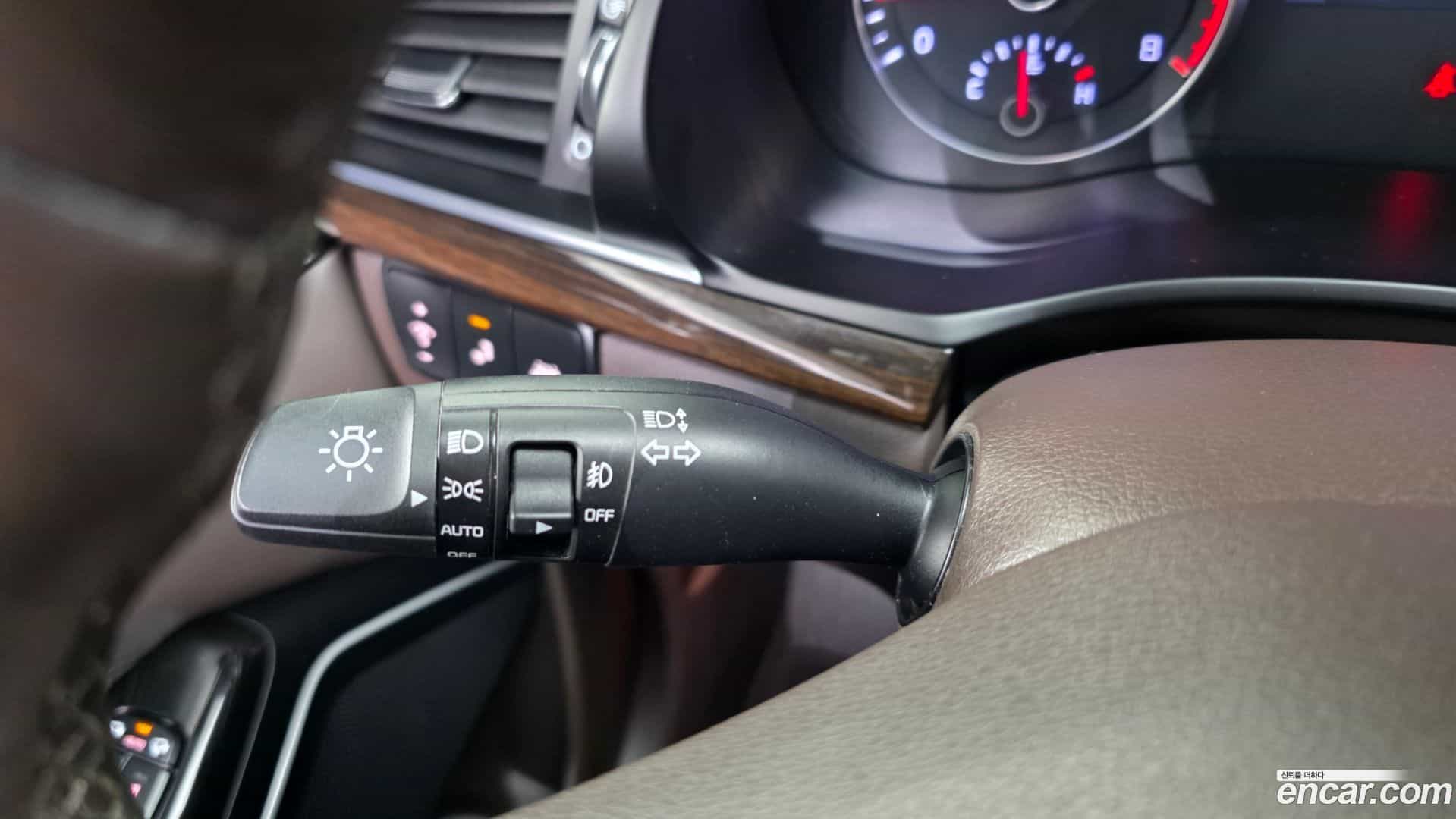 K7 Kia 2019.1-OPTION-048