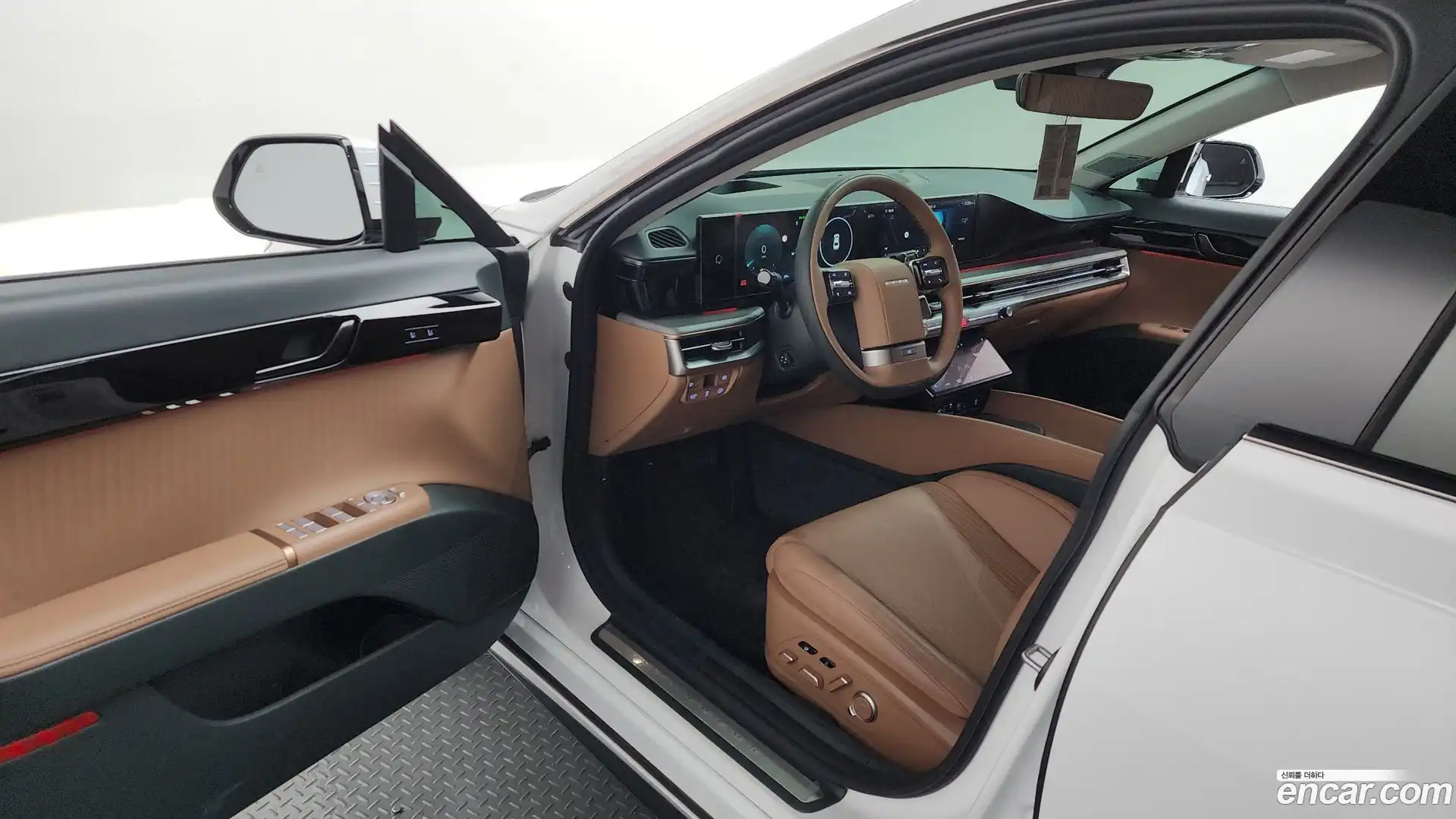 Grandeur Hyundai 2023.10-INNER-010