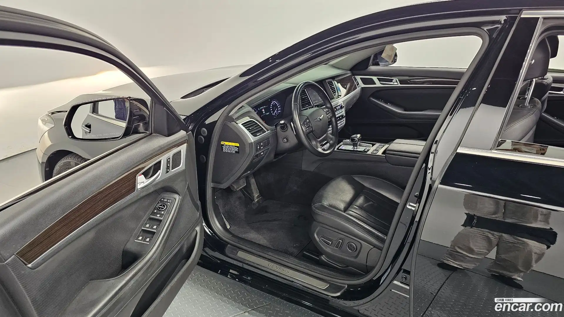 G80 Genesis 2016.6-INNER-010