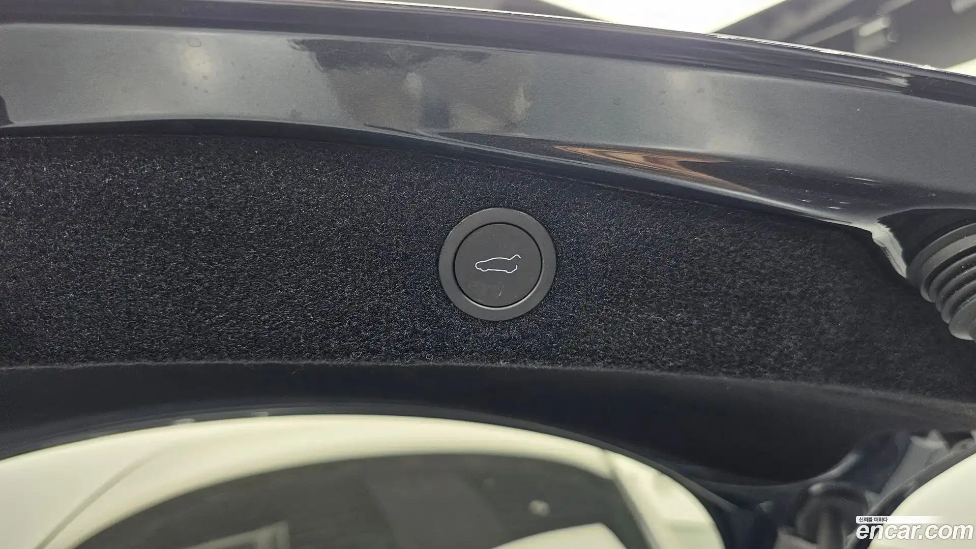 Model 3 Tesla 2025.6-OPTION-024